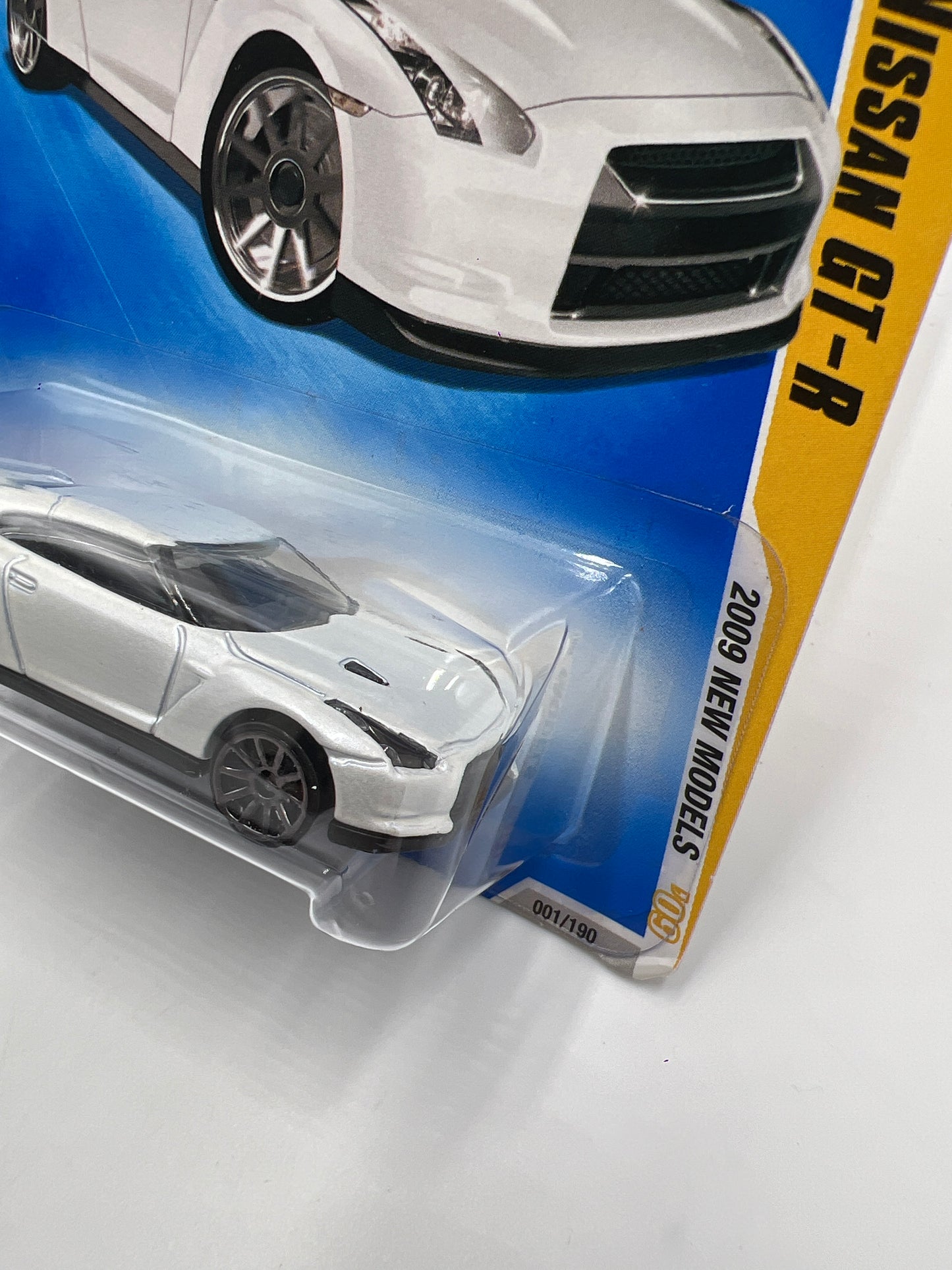 2009 Hot Wheels New Models #1 2009 Nissan GT-R White Smoked Chrome Wheel Variation Blister Not Perfect SR