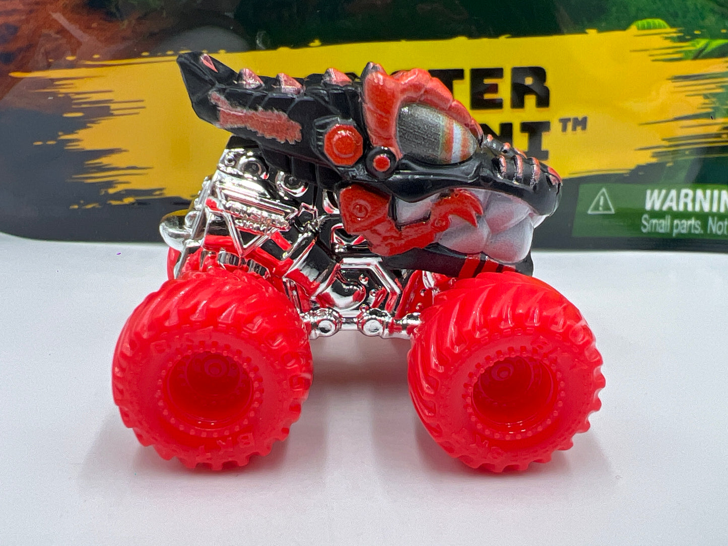 2025 Monster Jam Mini Series 19 CHASE #313 ThunderROARus