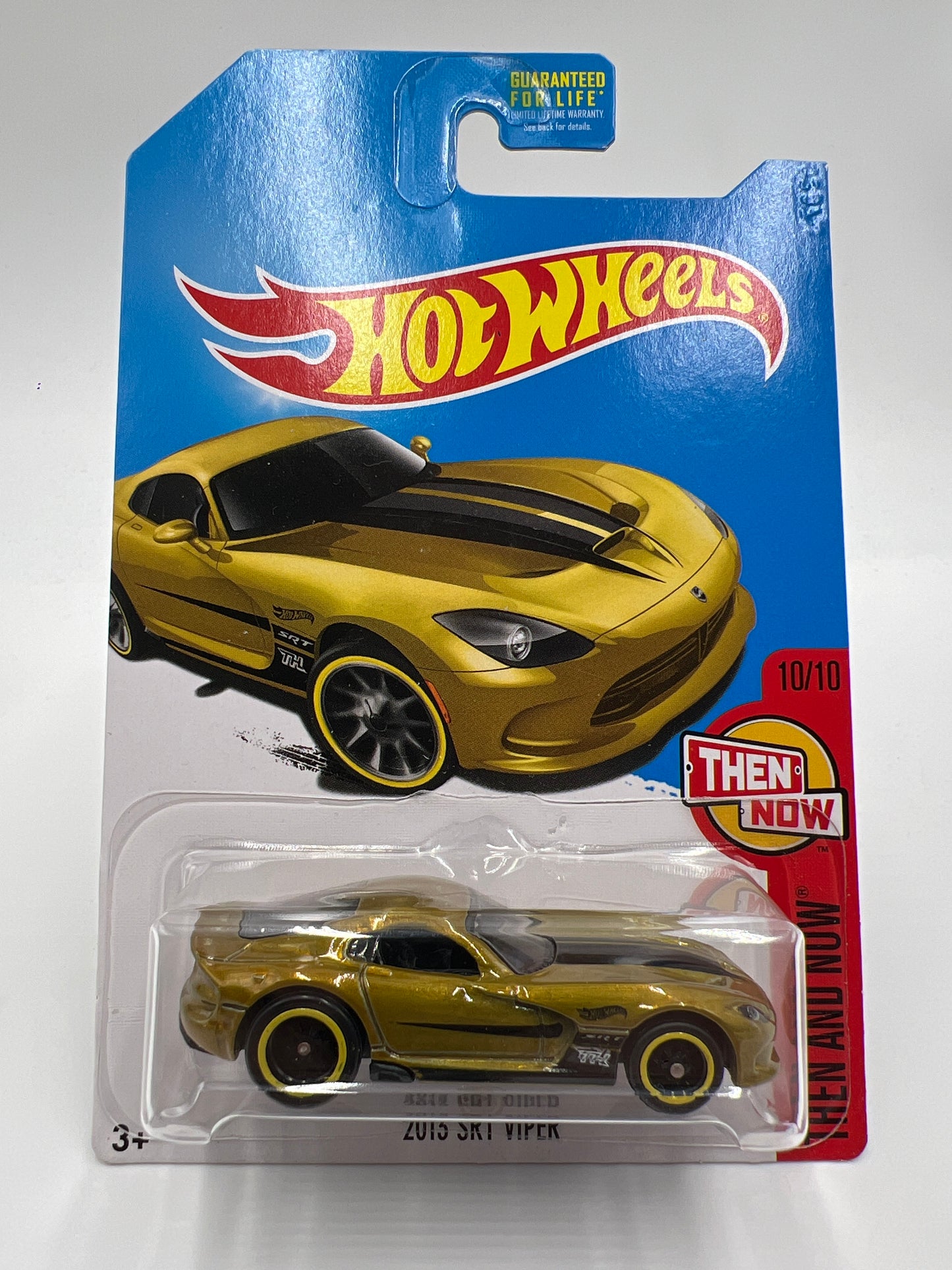 2017 Hot Wheels Super Treasure Hunt 2013 SRT Viper Gold W/Protector