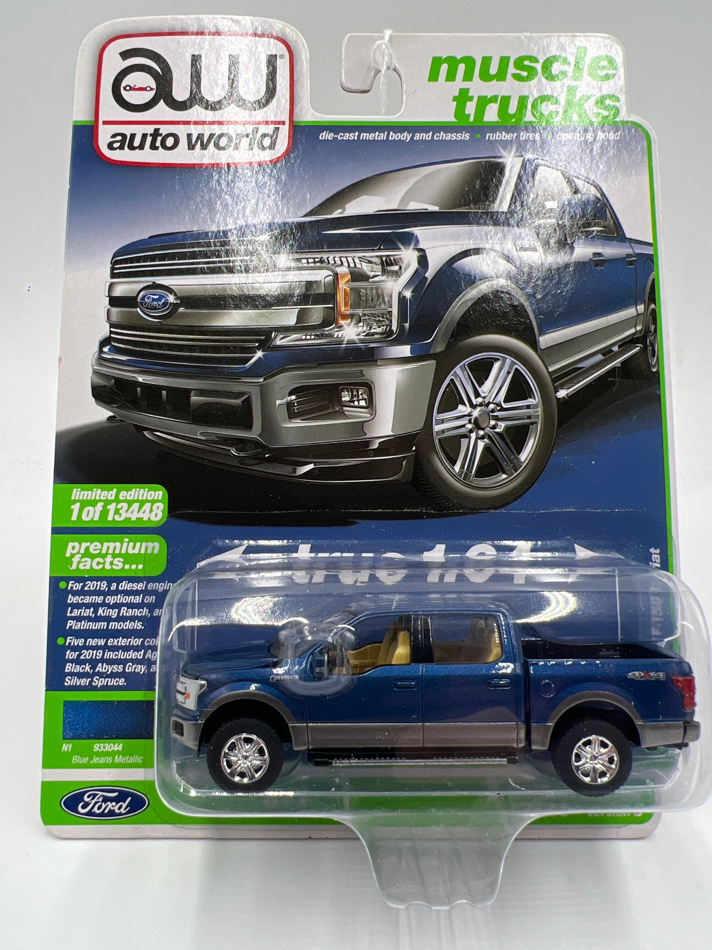 Auto World Muscle Trucks Release 3 Version B 2019 Ford F-150 Lariat Blue 183C