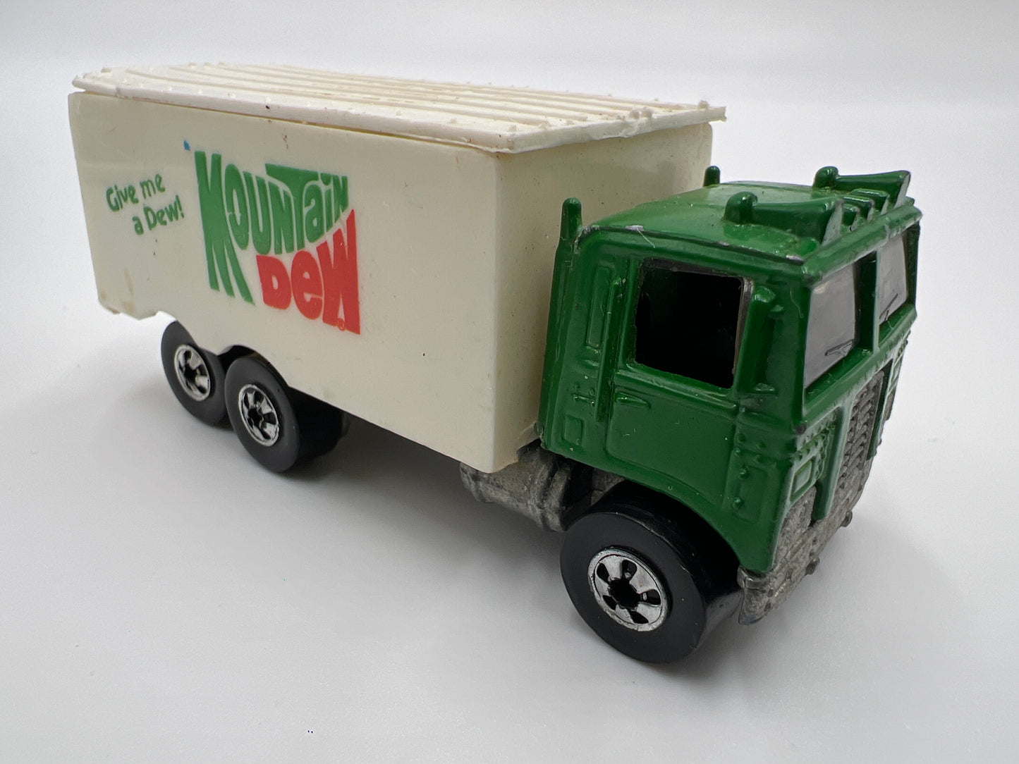 Hot Wheels Blackwall Mountain Dew Hiway Hauler Green Cab Loose