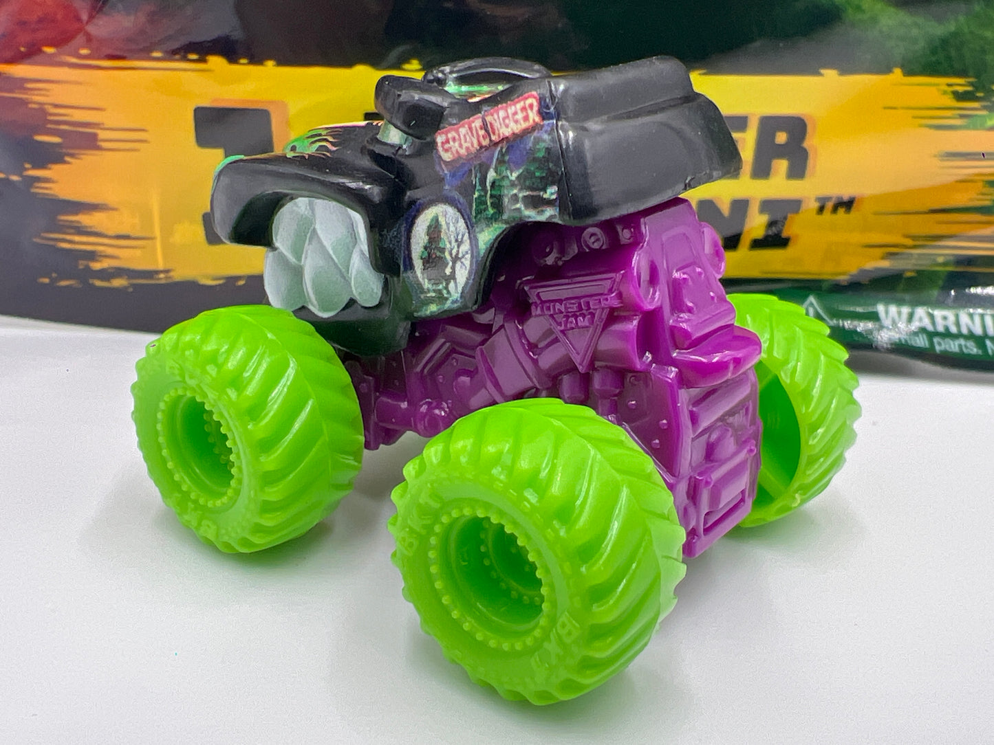 2026 Monster Jam Mini Series 20 #537 Grave Digger