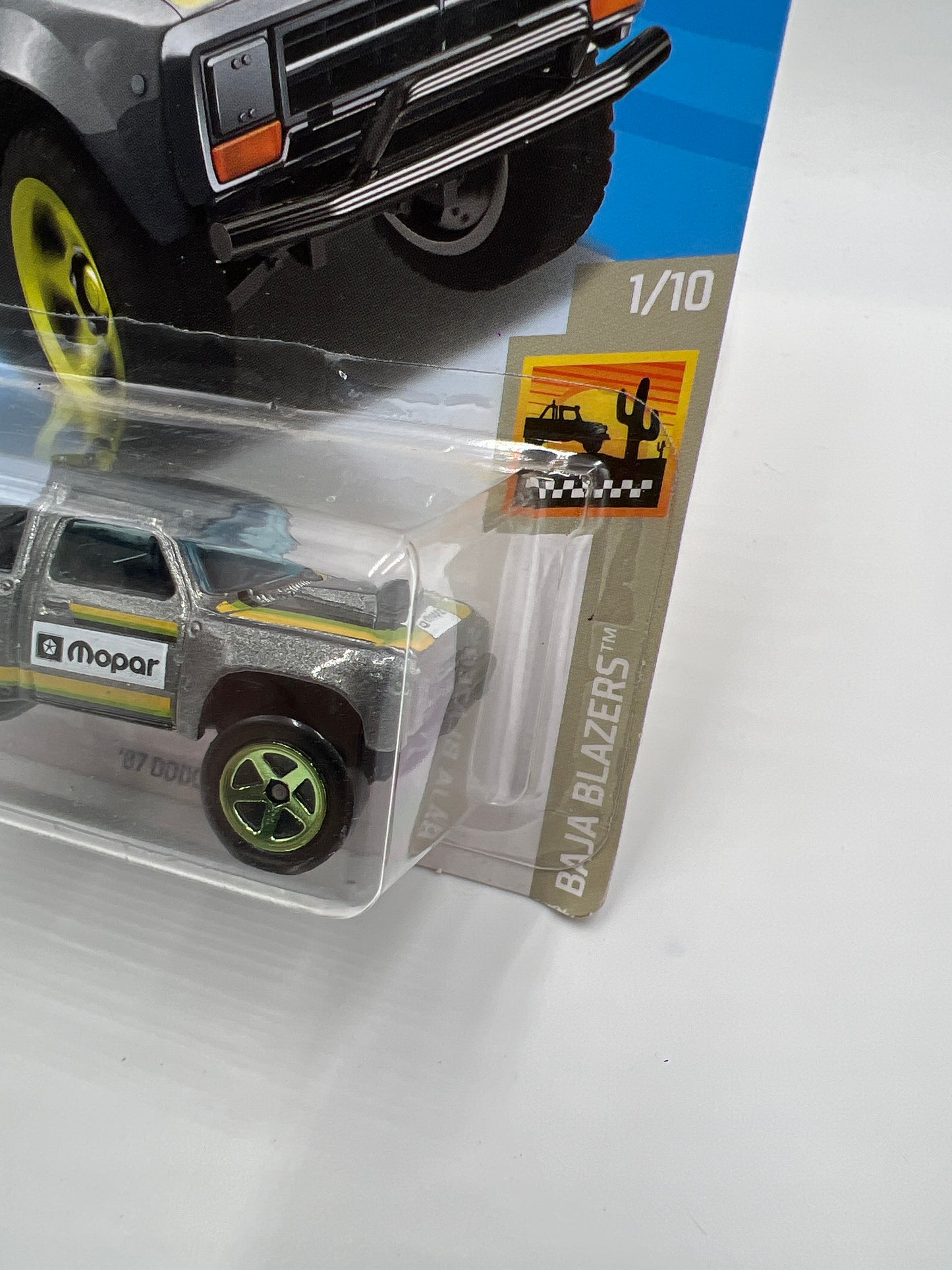 2019 Hot Wheels Baja Blazers #64 87 Dodge D100 Gray