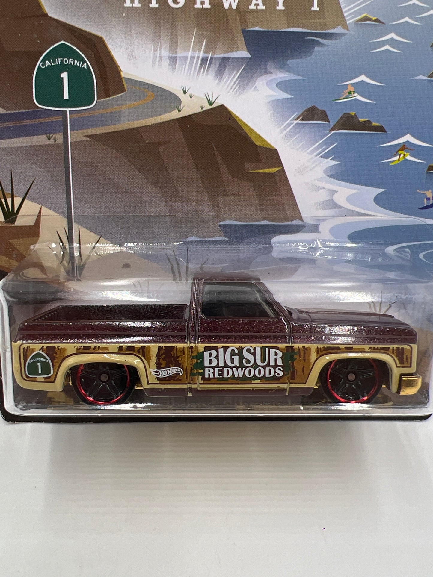 2014 Hot Wheels Road Trippin #22 83 Chevy Silverado W/Protector
