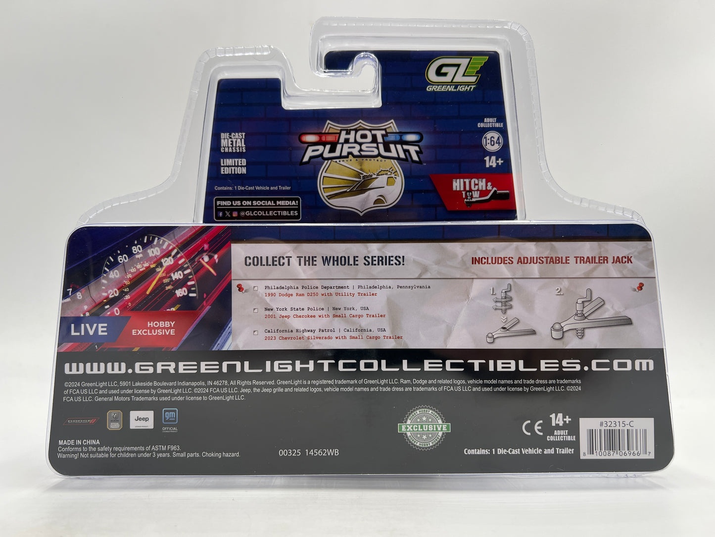 Greenlight Hobby Exclusive Hitch & Tow Hot Pursuit 2023 Chevrolet Silverado W/Small Cargo Trailer 186E