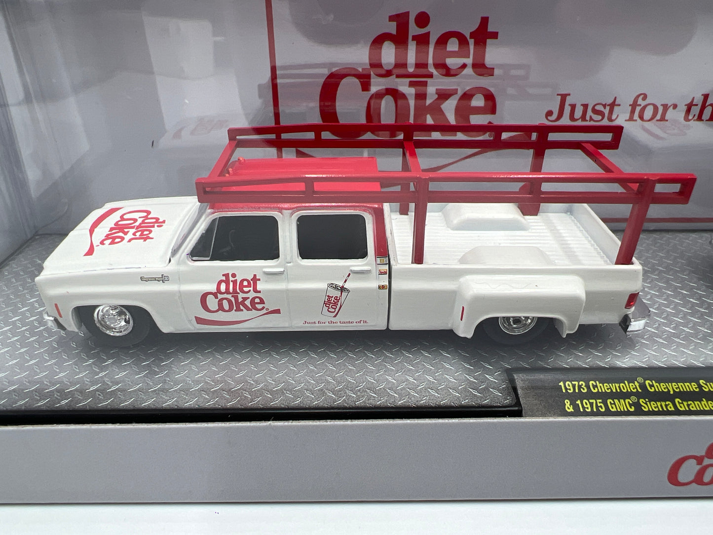 M2 Machines Auto Haulers Diet Coke 1973 Chevrolet Cheyenne Super 30 & 1975 GMC Sierra Grande 15 TW34
