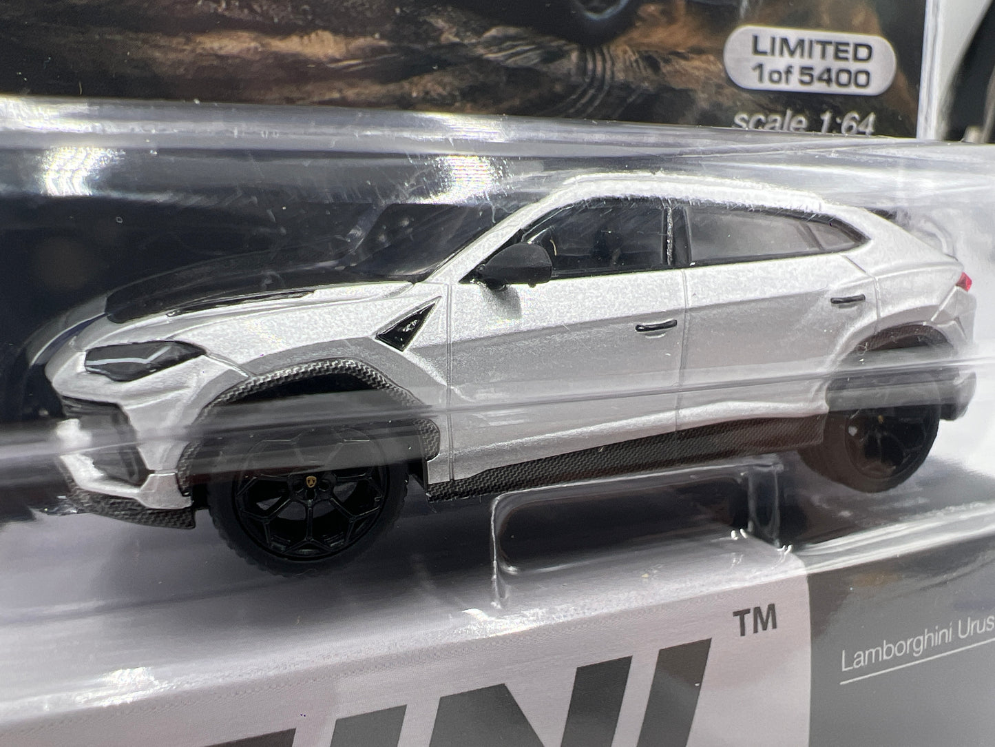 Mini GT Mijo Exclusives #747 Lamborghini Urus Performante Silver