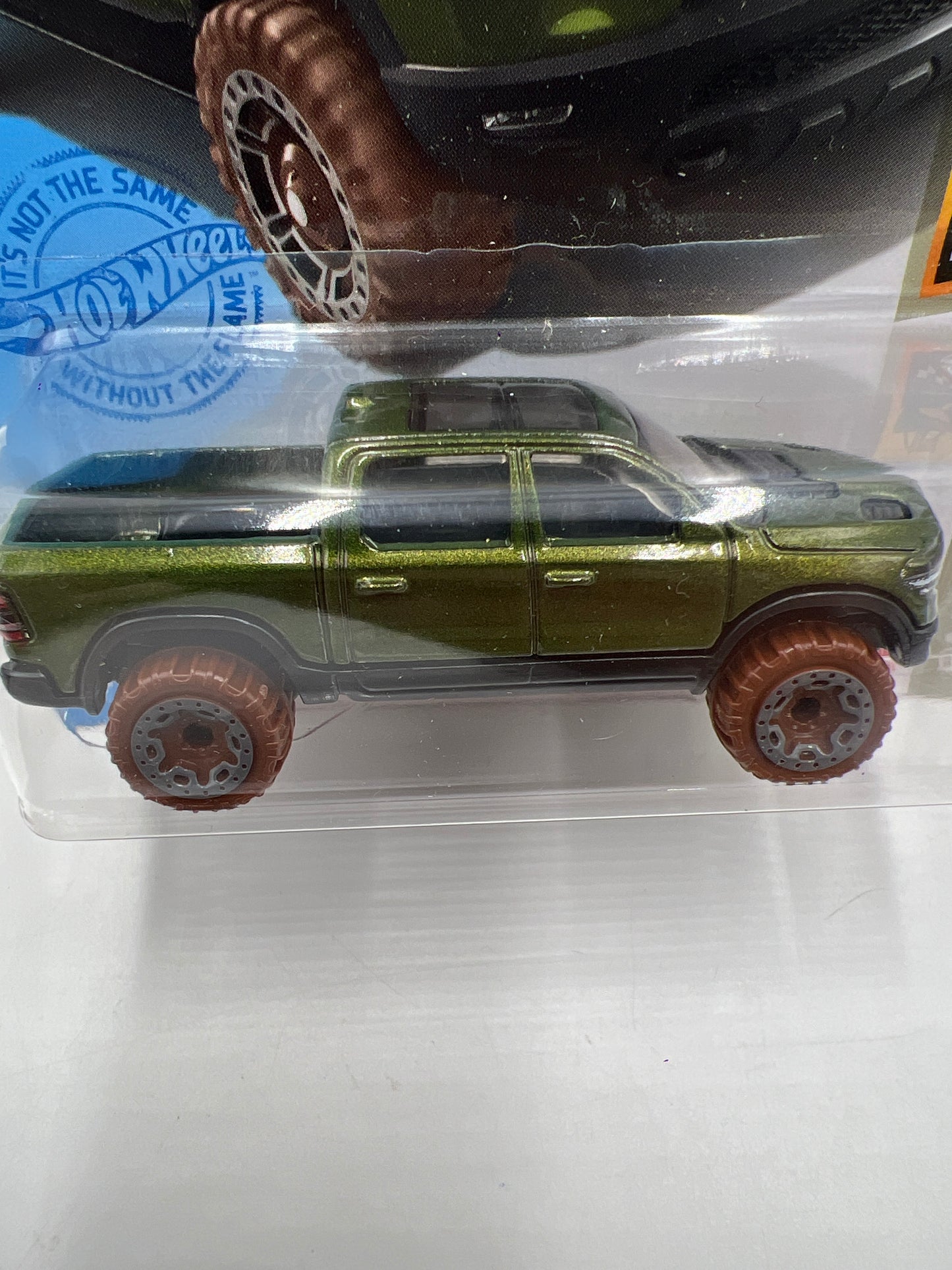 2021 Hot Wheels Baja Blazers #101 2020 Ram 1500 Rebel Green 43F