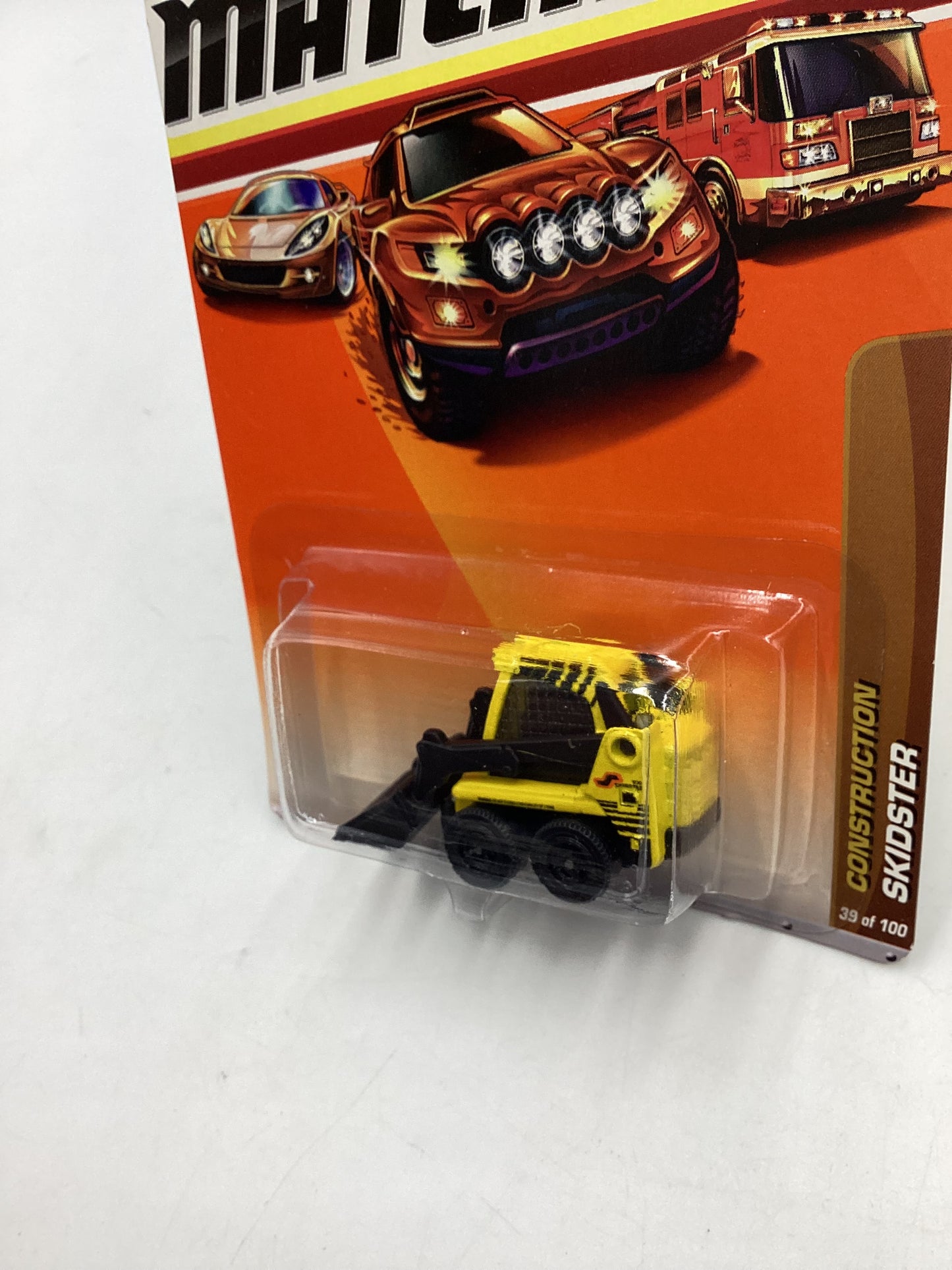 Matchbox 2010 #39 Construction Skidster Yellow 206E