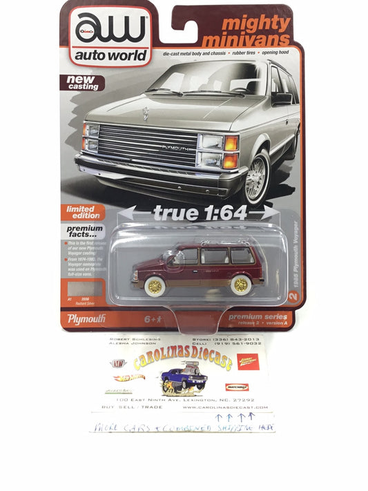 Auto world Mighty Minivans 1985 Plymouth Voyager ultra red chase
