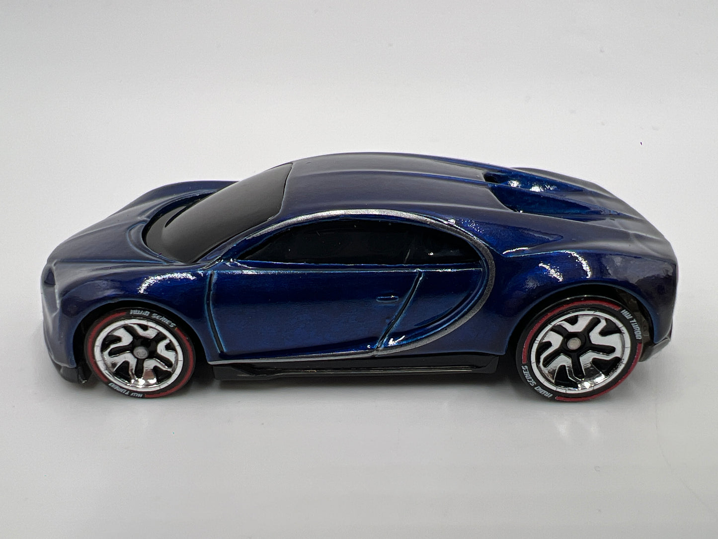 Hot Wheels iD Turbo Series 2 #3 16 Bugatti Chiron Blue sealed