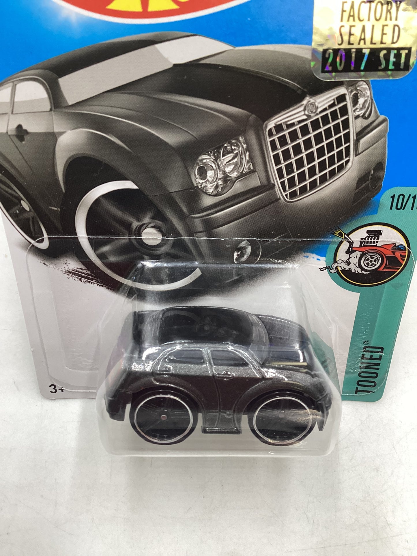 2017 Hot wheels Factory Sealed #126 Chrysler 300C Tooned Gray 52A