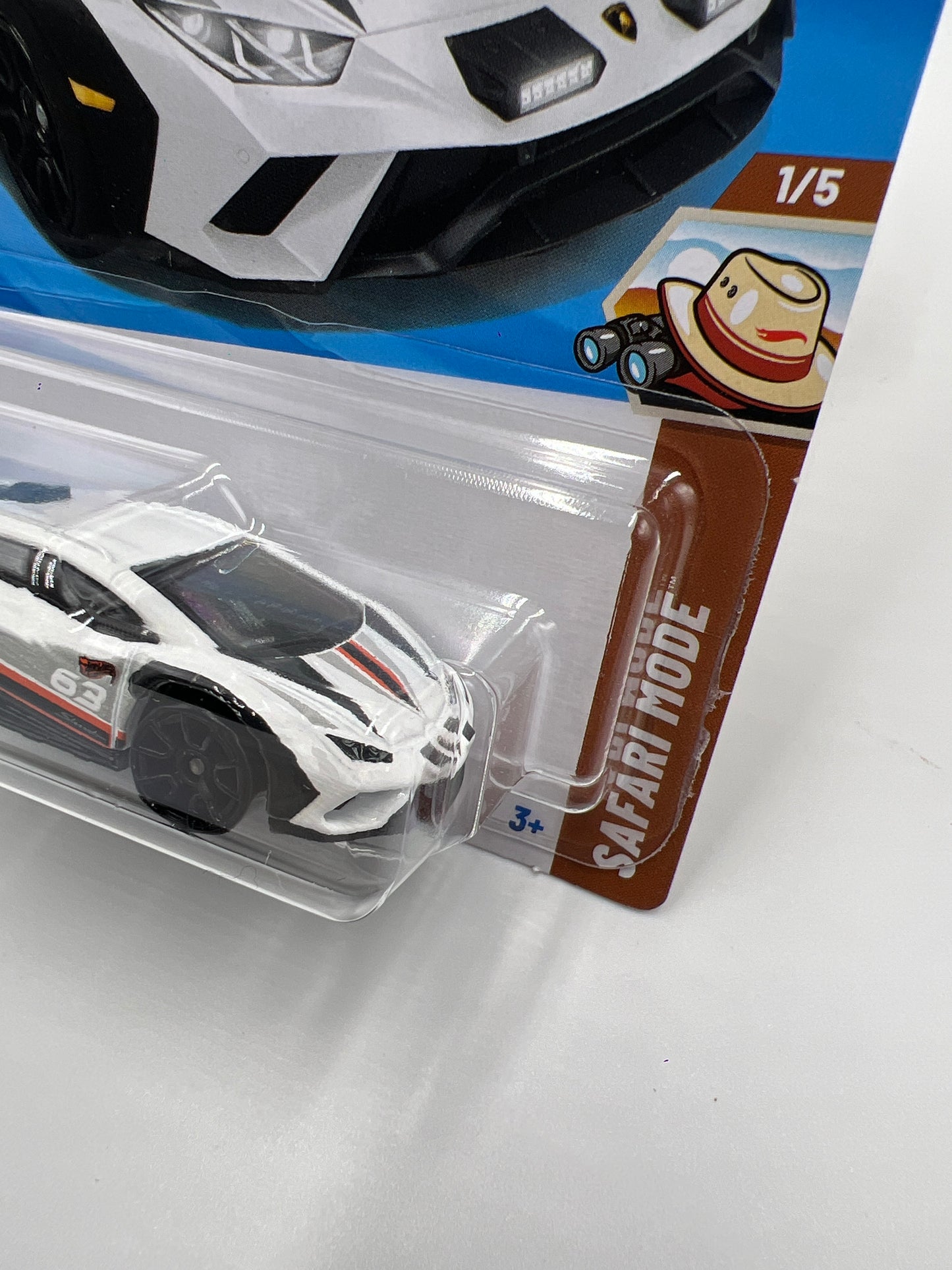 2025 Hot Wheels B Case #41 Lamborghini Huracan Sterrato White 102E
