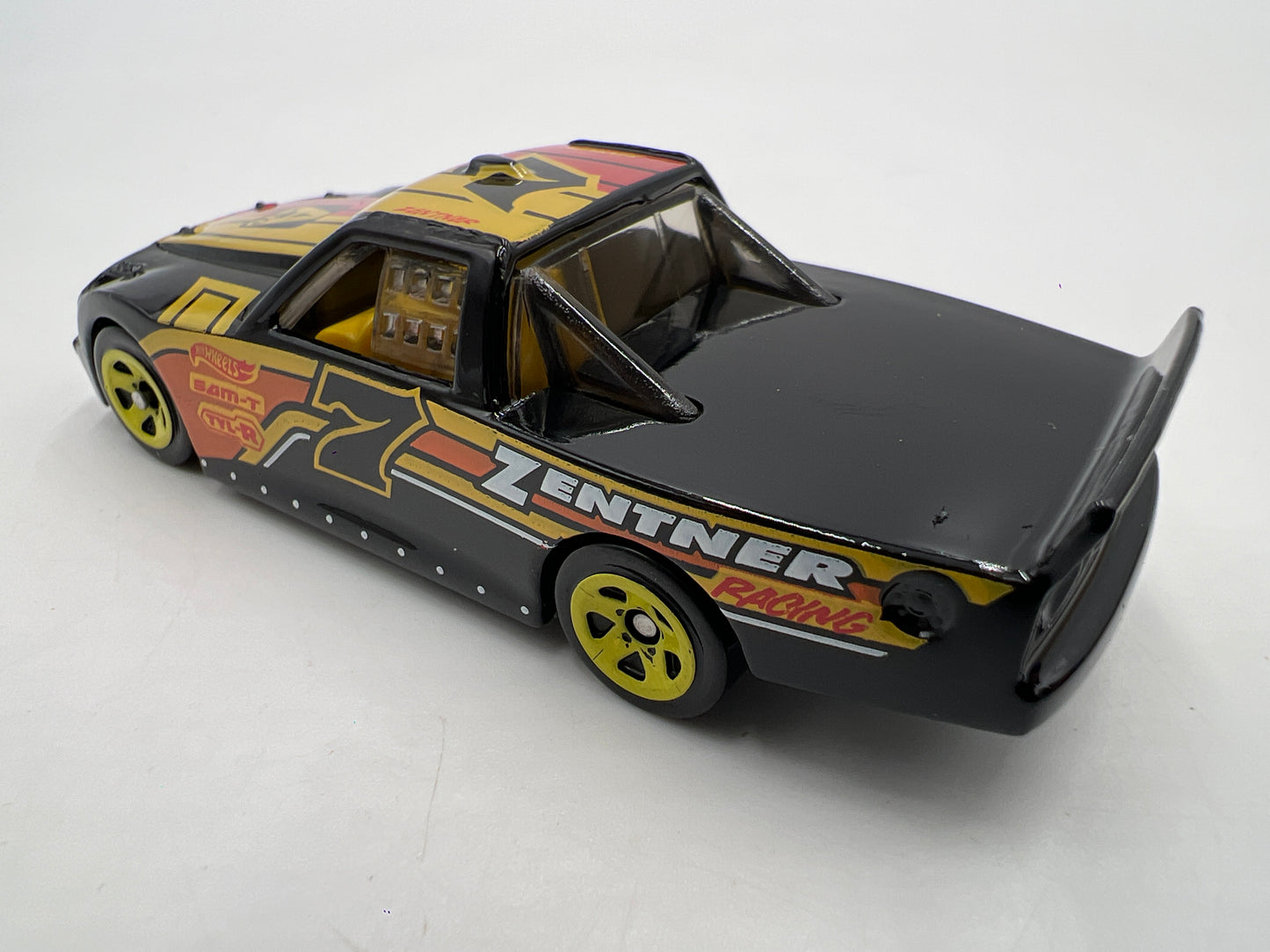 2022 Hot Wheels Mystery Models Series 1 #7 Circle Trucker Black