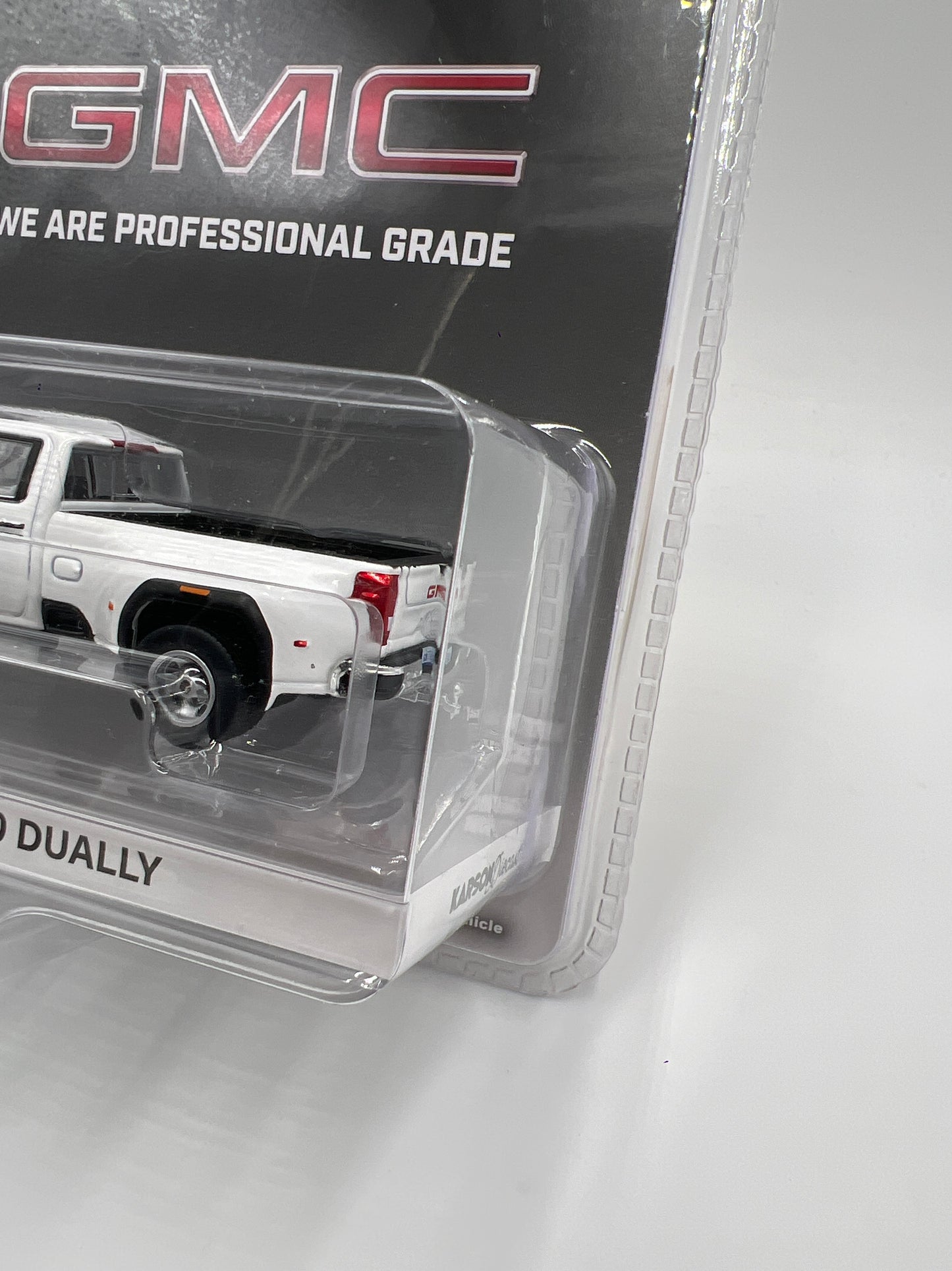 Greenlight x Karson Diecast Co 2022 GMC Sierra 3500 Dually White