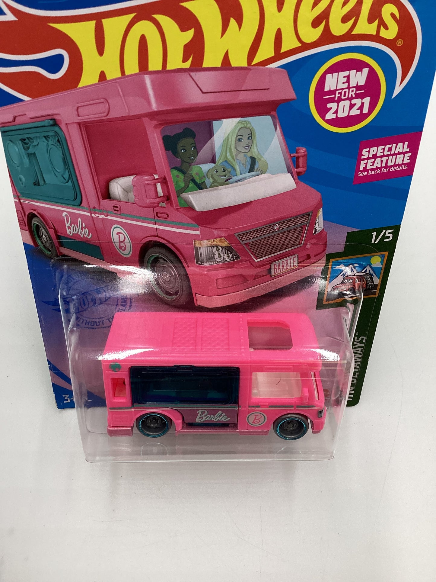 2021 Hot Wheels #21 Barbie Dream Camper Pink 123E