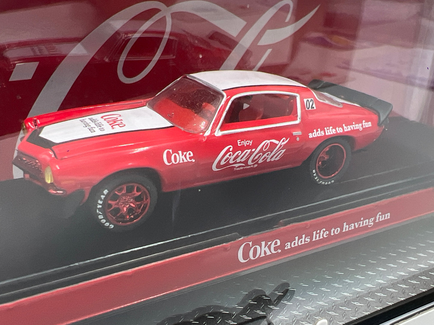 M2 Machines Auto Haulers CHASE Coca Cola 1970 Chevrolet C60 Truck & 1971 Chevrolet Camaro SS 396 RC02