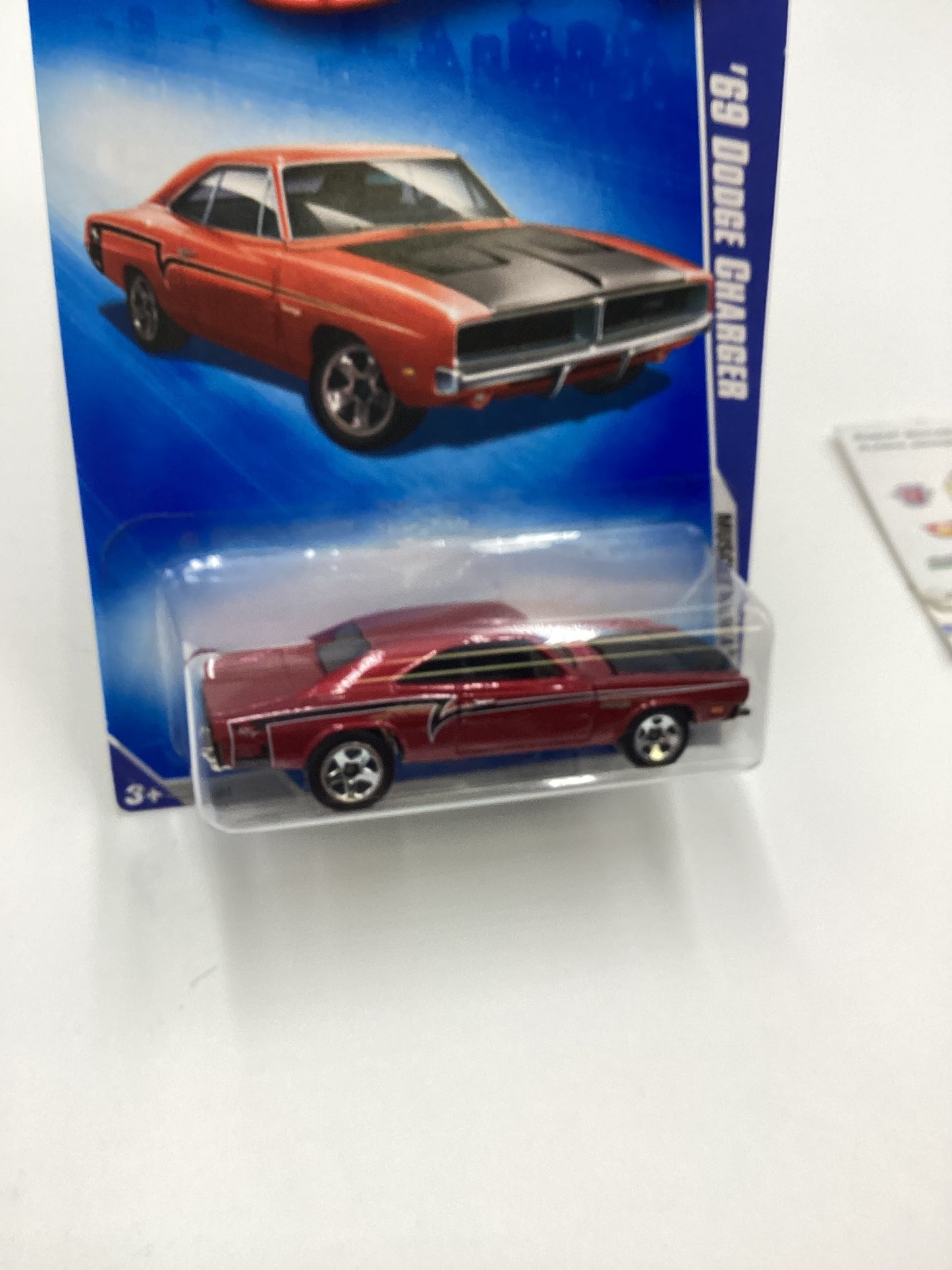 2009 Hot Wheels #081 69 Dodge Charger Red 59E