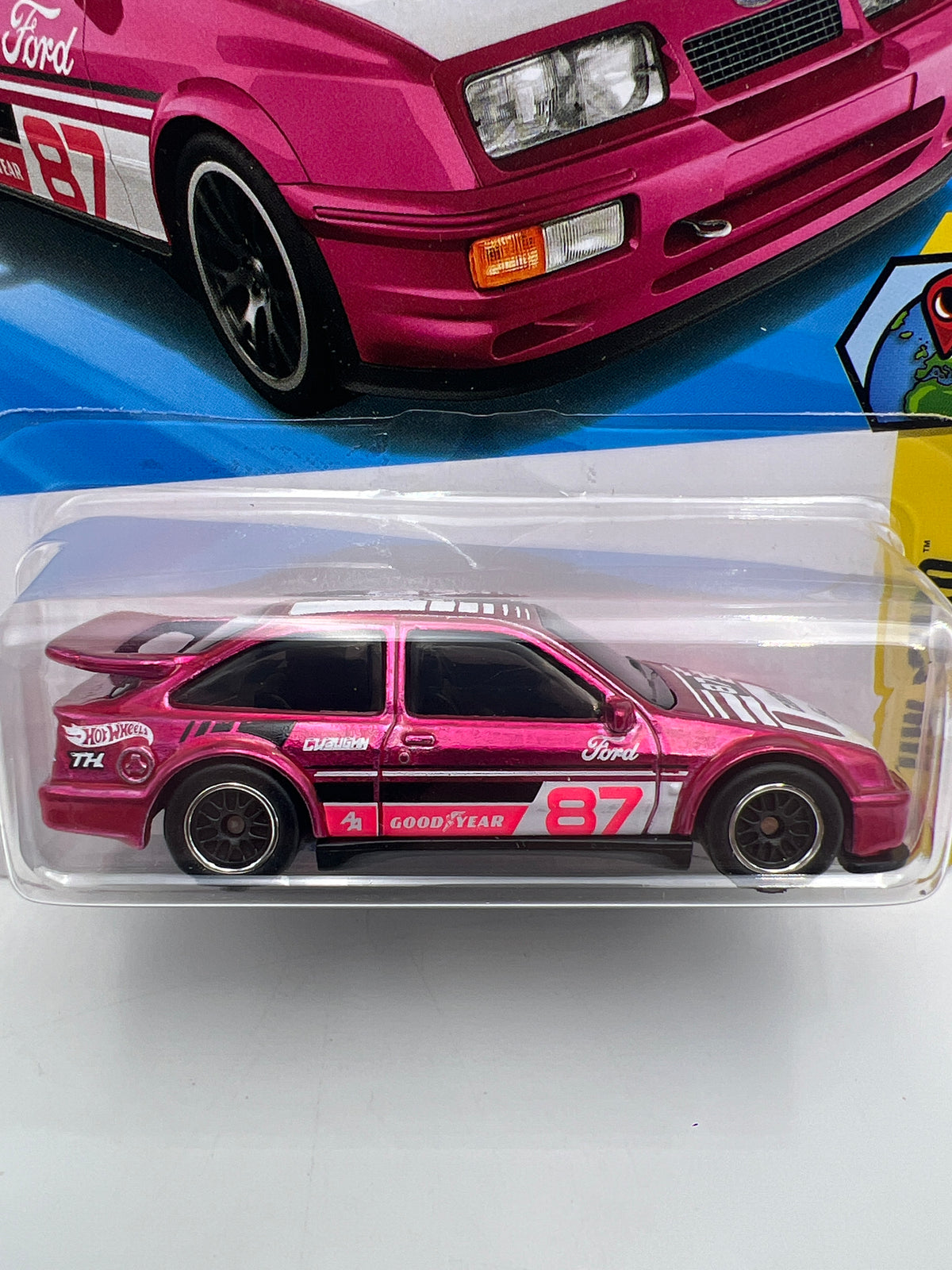 2026 Hot Wheels Super Treasure Hunt #116 87 Ford Sierra Cosworth Pink W/Protector Intl
