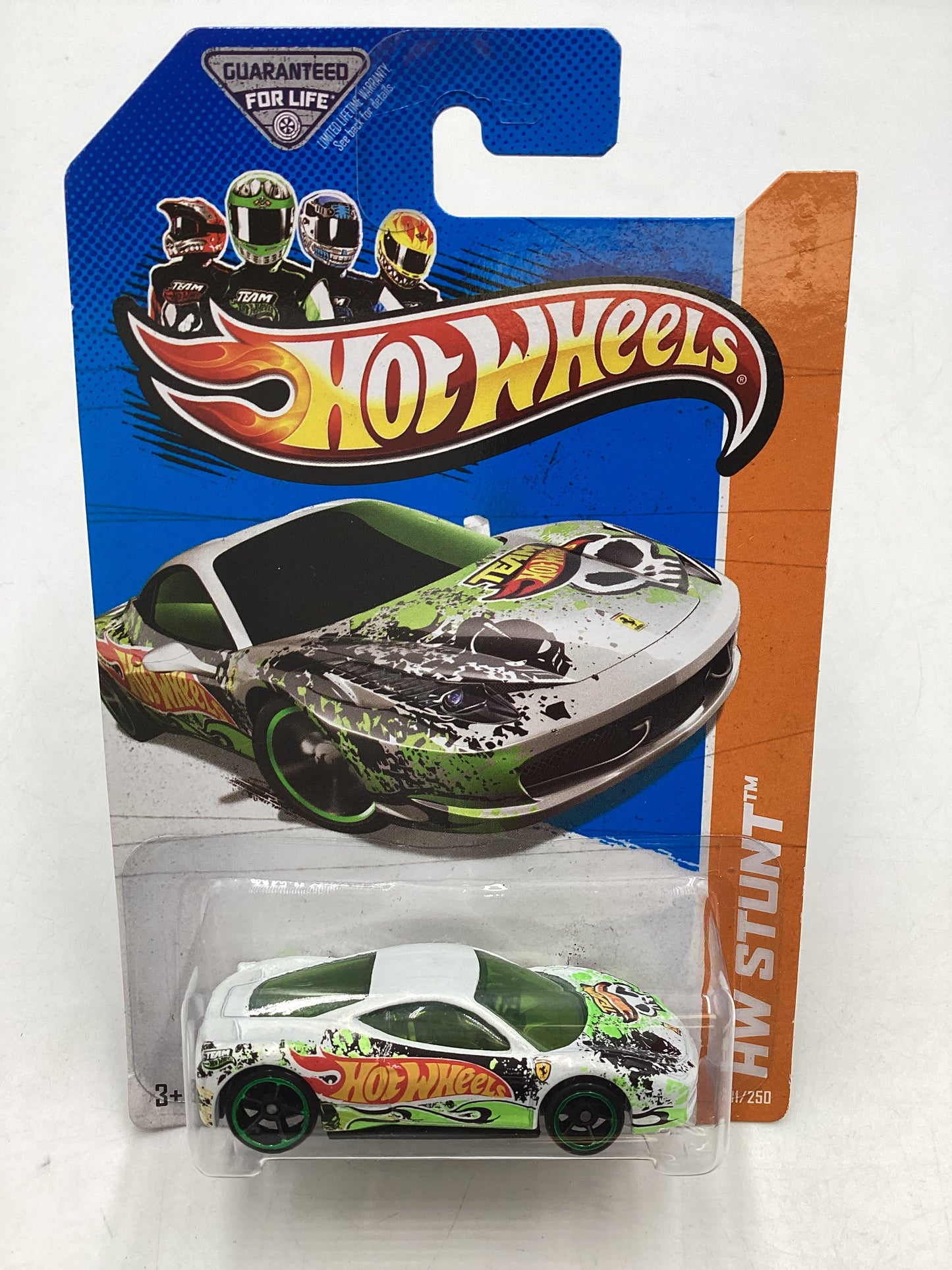 2013 Hot Wheels #81 Ferrari 458 Challenge White with protector
