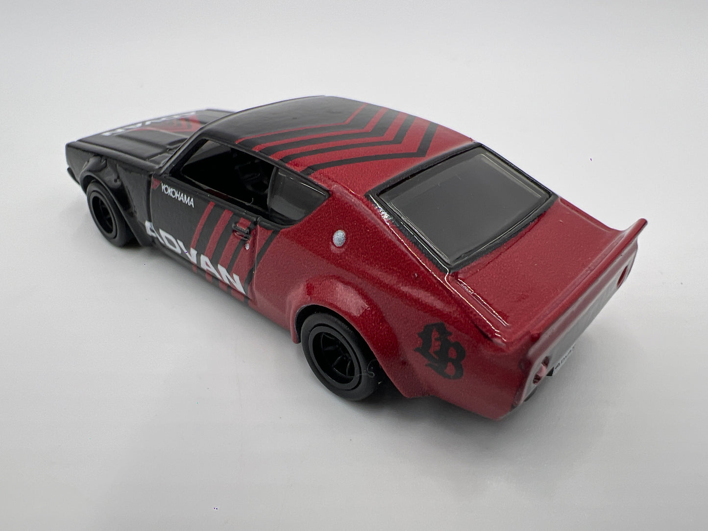 Hot Wheels 1/64 Premium Diorama Set Nissan Skyline 2000GT-R LBWK Advan Loose