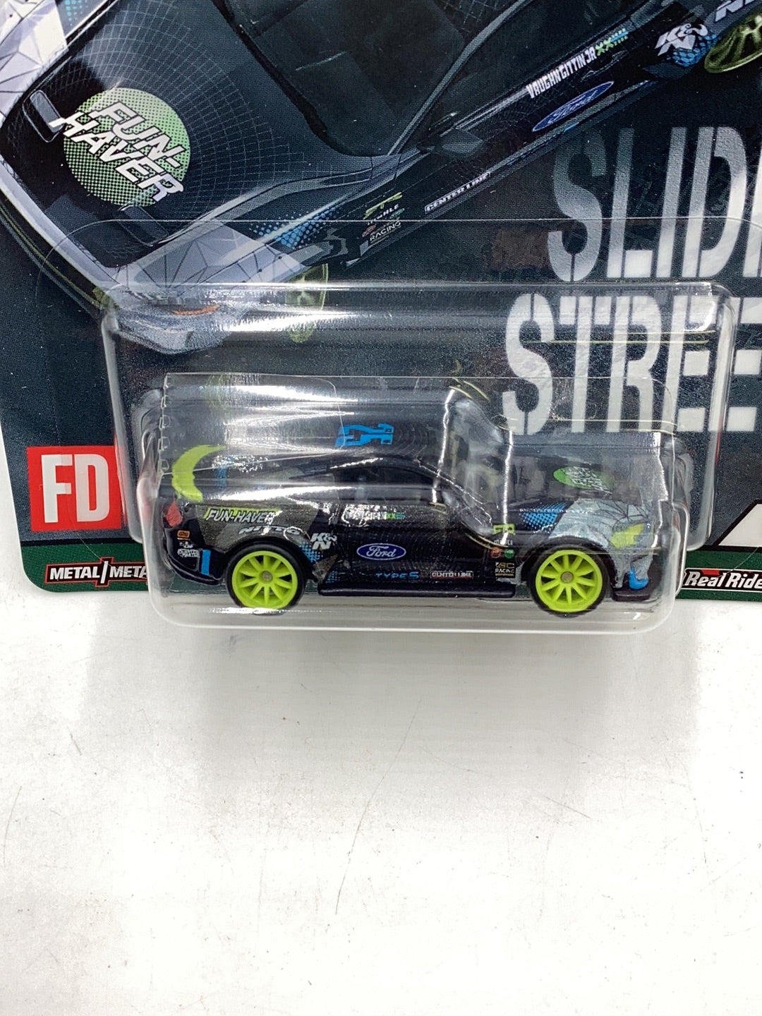 Hot wheels Slide Street 5/5 20 Ford Mustang RTR Spec 5 244M