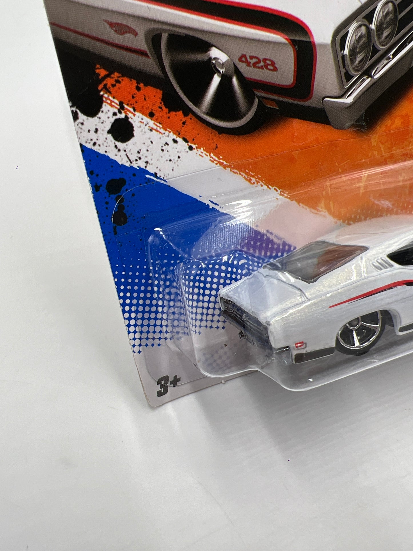 2011 Hot Wheels Muscle Mania #103 69 Ford Torino Talladega White 34B