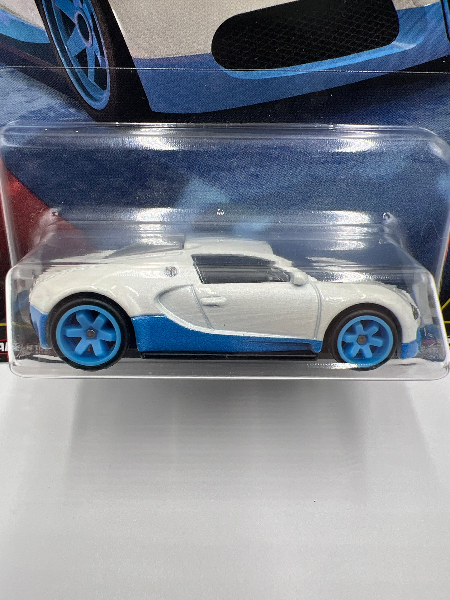 2025 Hot Wheels Car Culture Hammer Drops #1 Bugatti Veyron White/Blue 252B