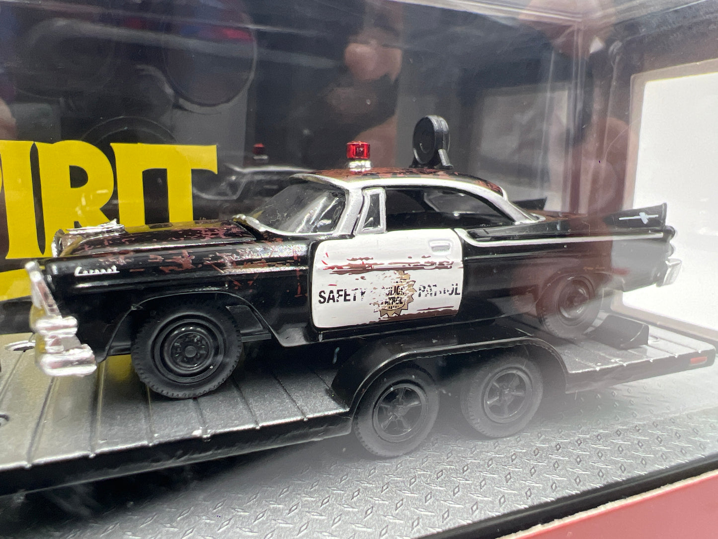 2025 M2 Machines Auto Haulers 1978 Dodge True Spirit & 1957 Dodge Coronet Police Car D500 R89