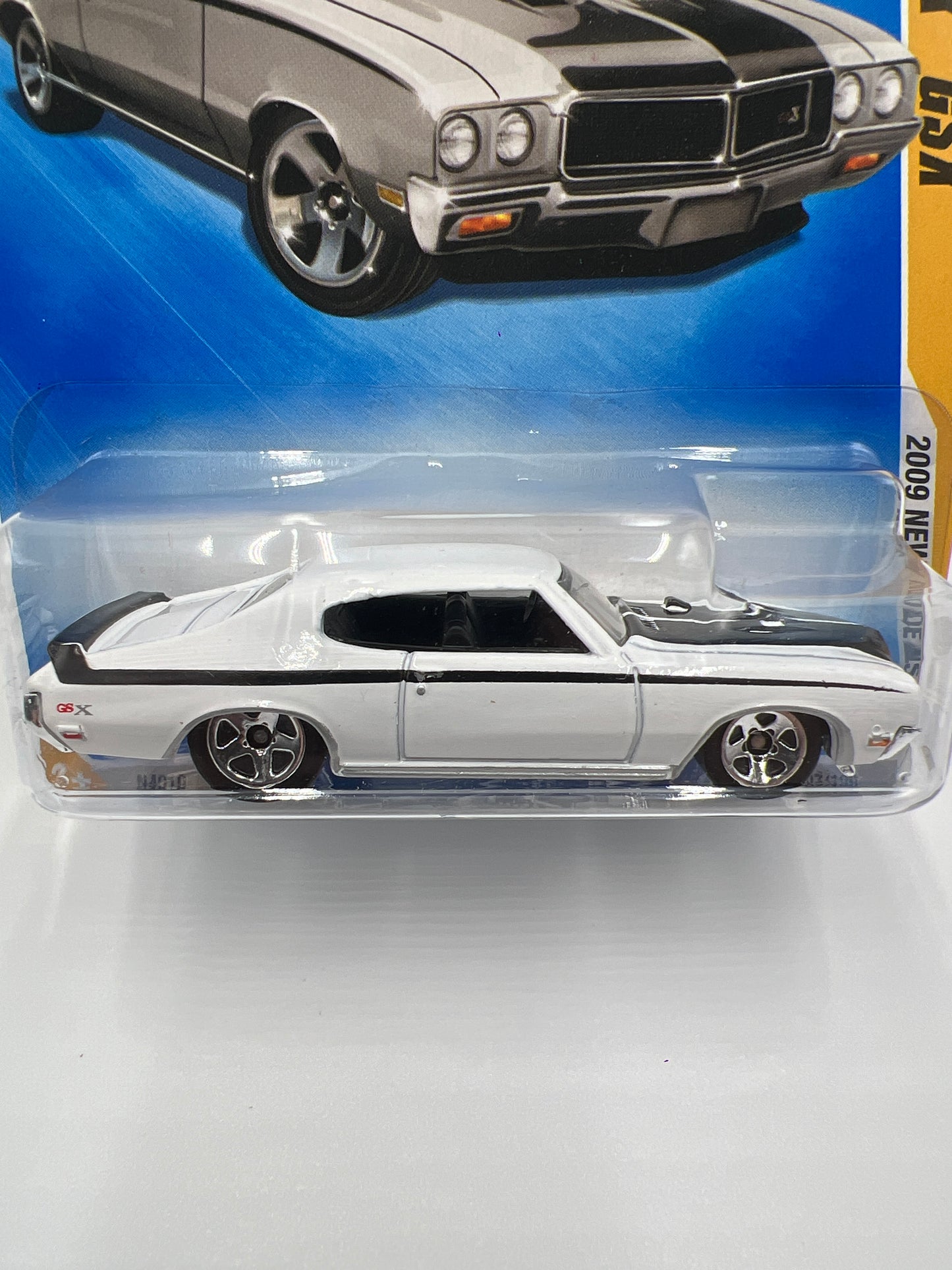 2009 Hot Wheels New Models #7 70 Buick GSX White 45G