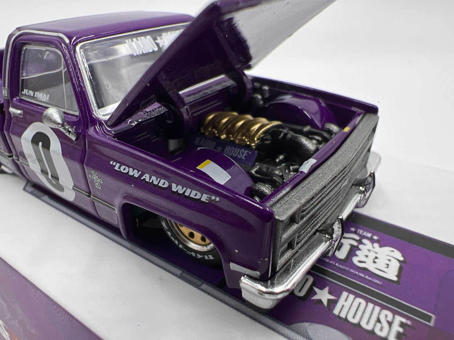 Mini GT x Kaido House #84 Chevrolet Silverado Dually Kaido V1 Purple