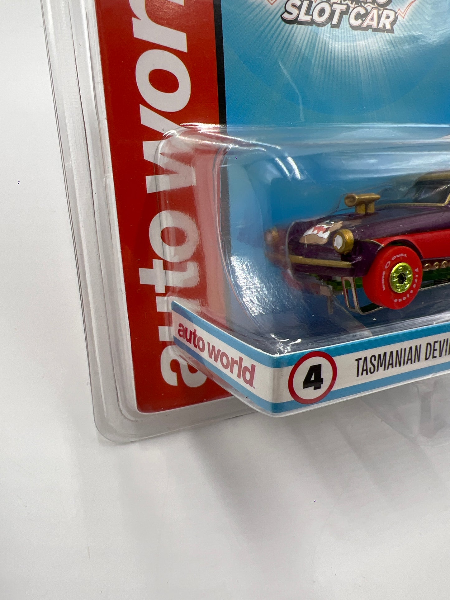 Auto World Thunderjet Ultra G Looney Tunes Tasmanian Devil 1953 Studebaker Funny Car Electric Slot Car 182C