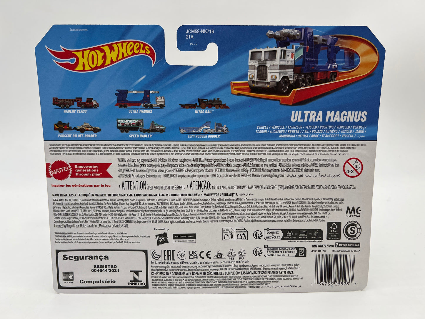 Hot Wheels Track Fleet Transformers Ultra Magnus W/Protector