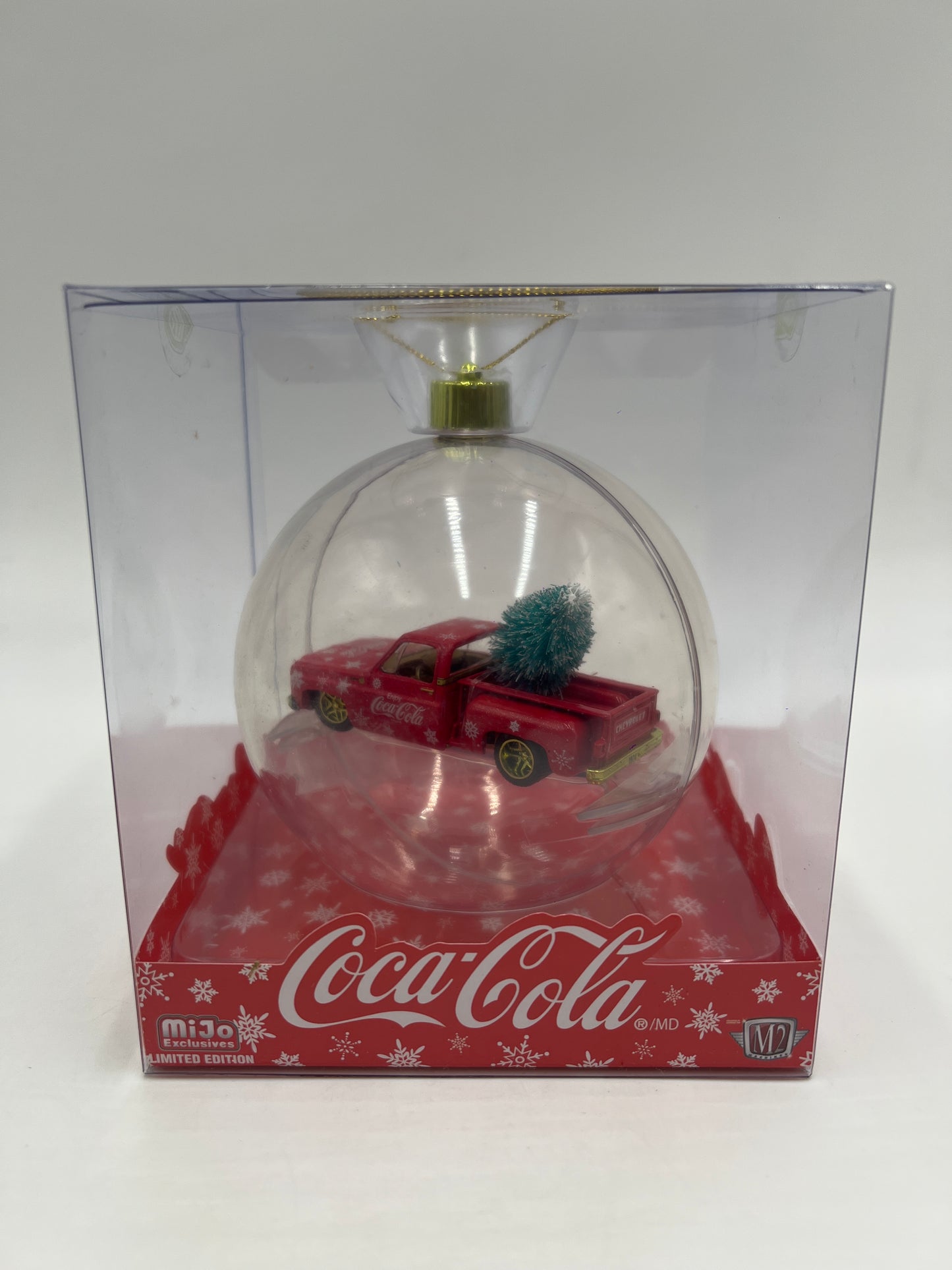 M2 Machines MiJo Exclusives Coca Cola Holiday Christmas Ornaments CHASE 1974 Chevrolet Silverado Stepside Red