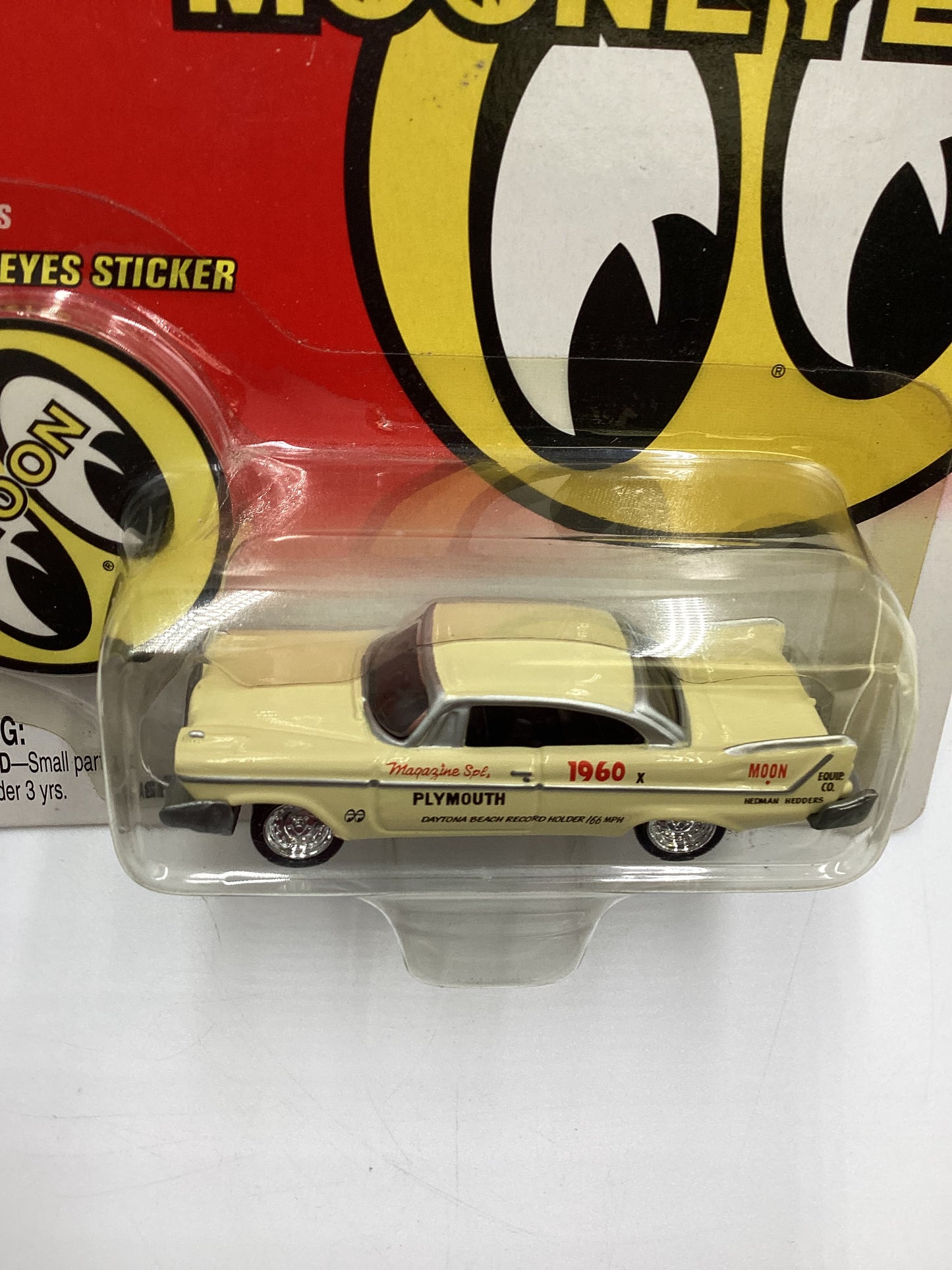 Johnny Lightning Mooneyes 1958 Plymouth Fury Yellow 232A