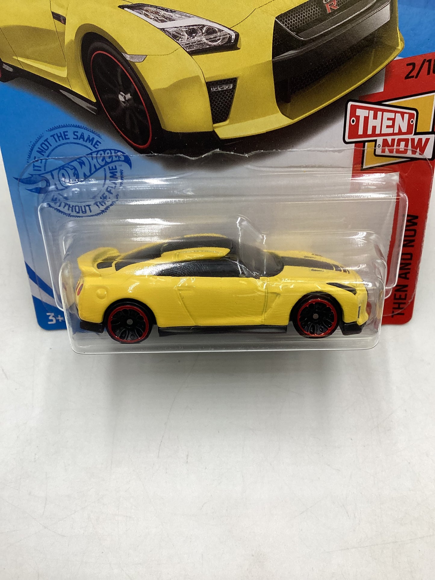 2021 Hot wheels #79 17 Nissan GT-R (R35) Yellow Intl Card 81D