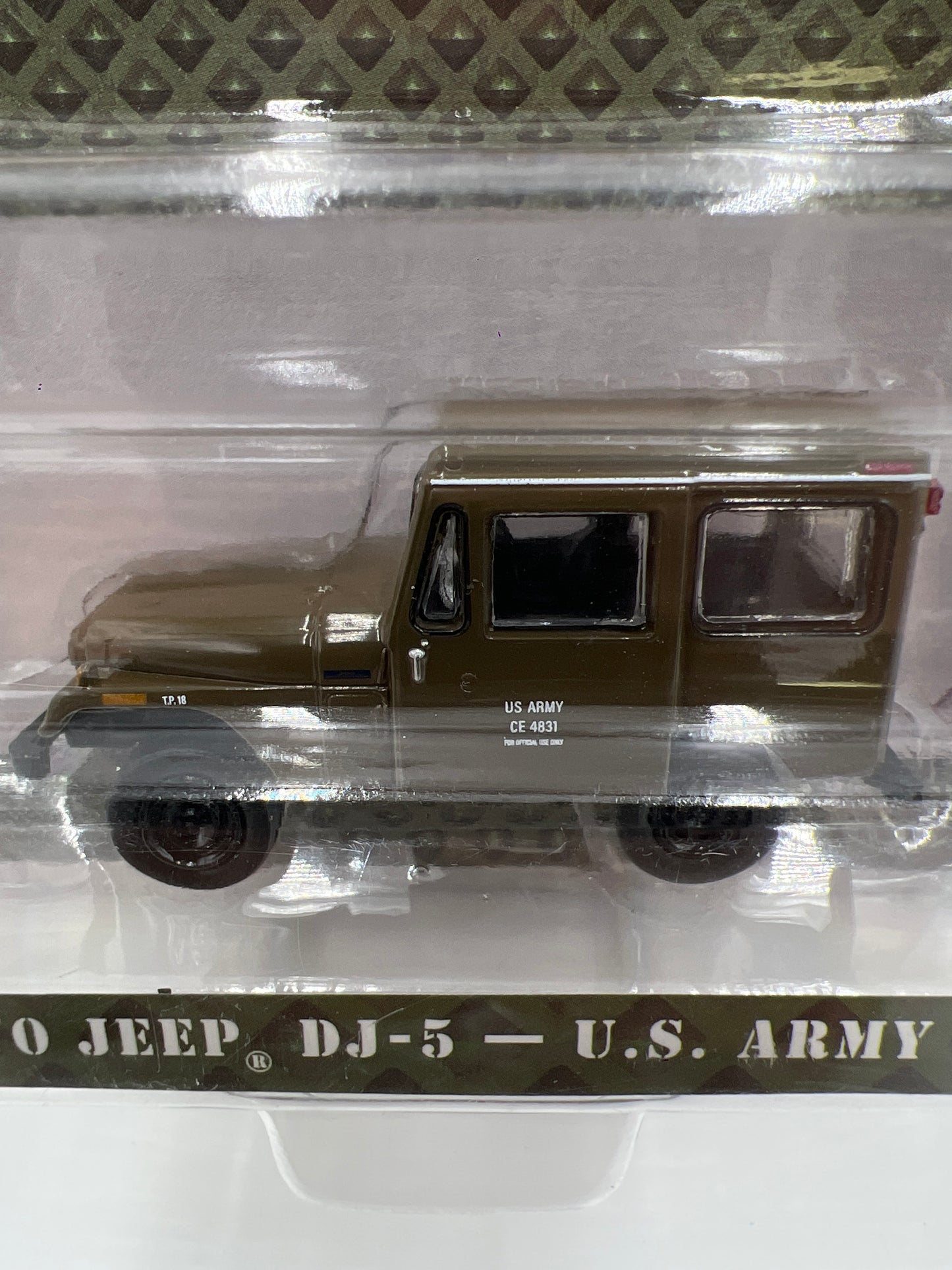 Greenlight Battalion 64 1970 Jeep DJ-5 U.S Army