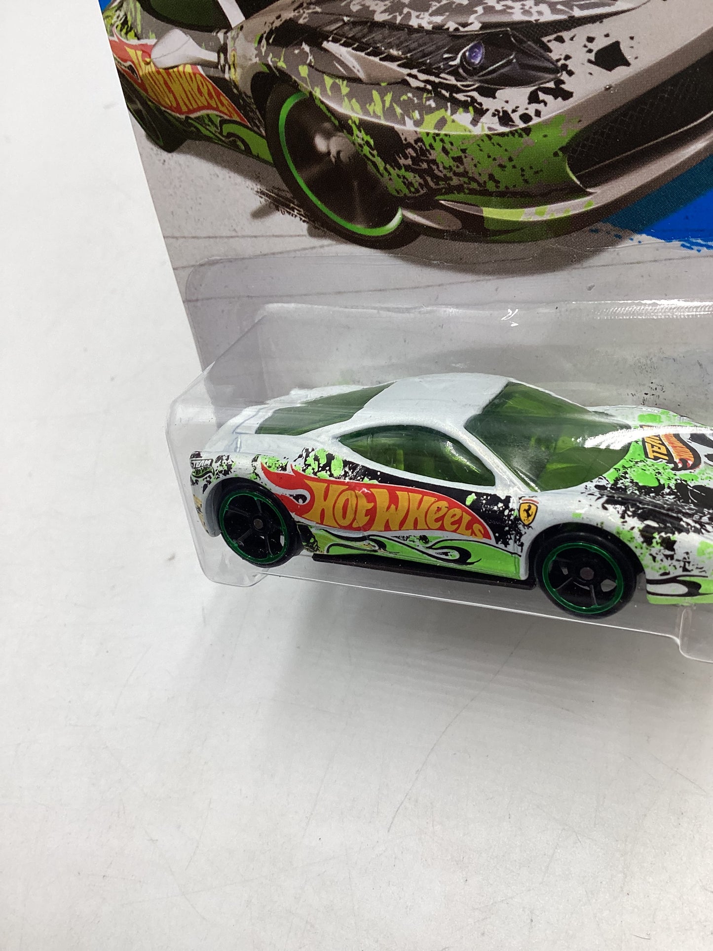 2013 Hot Wheels #81 Ferrari 458 Challenge White with protector