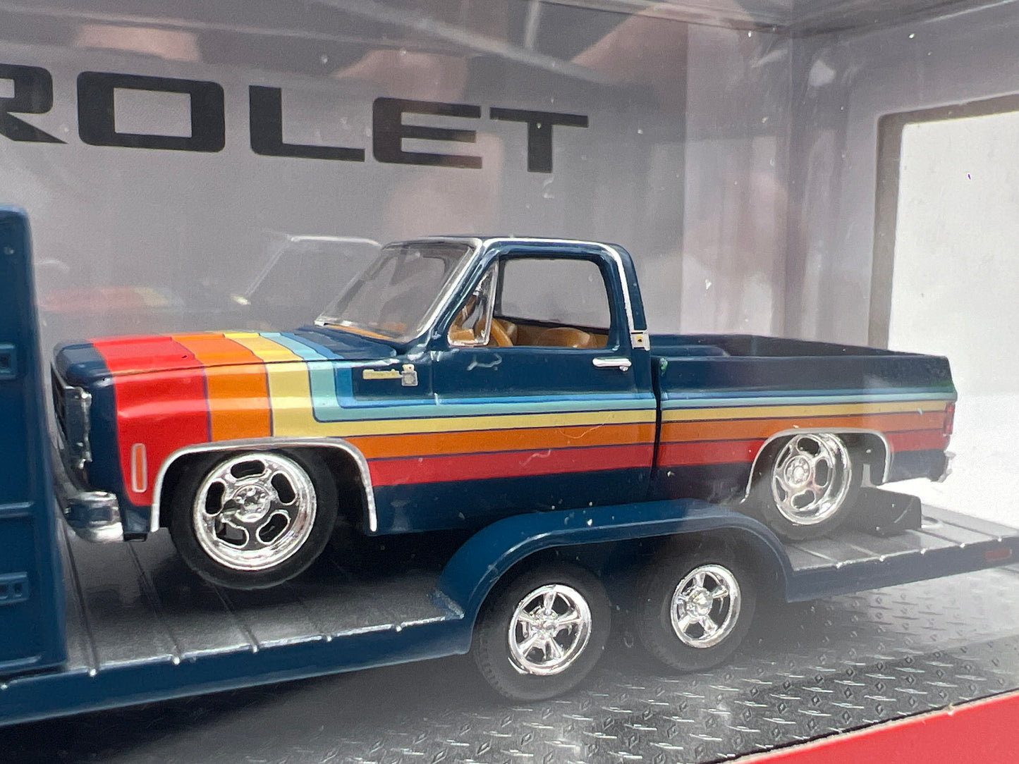 M2 Machines Auto Haulers R100 1975 Chevrolet Silverado 30 & 1978 Silverado C10 Silverado