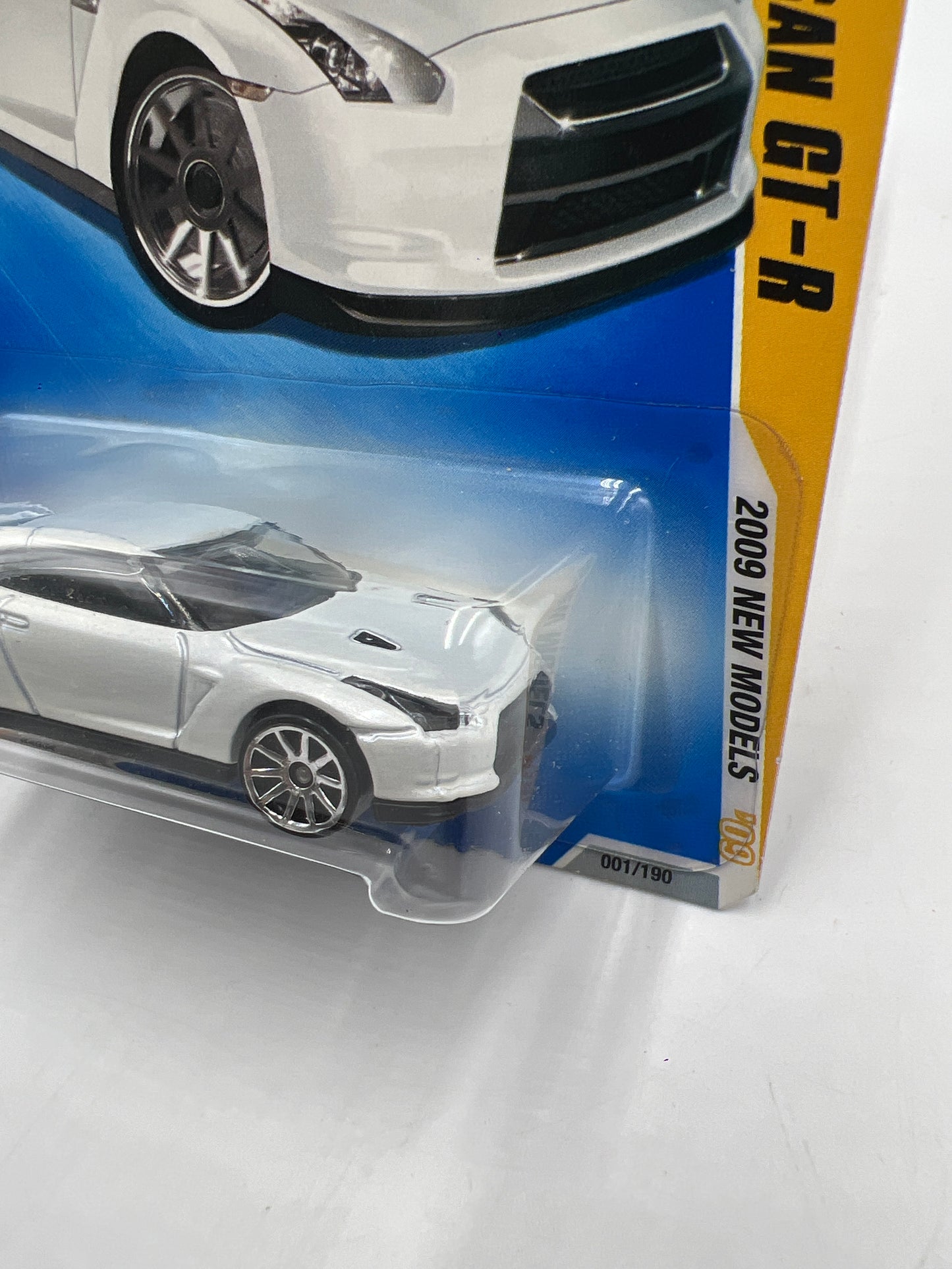 2009 Hot Wheels New Models #001 2009 Nissan GT-R White 79B