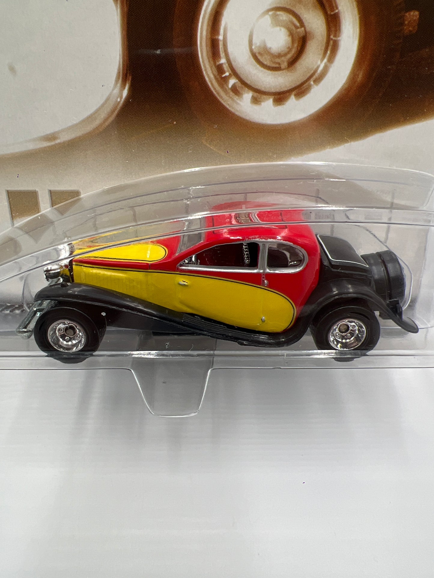 2002 Hot Wheels Auto Milestones 1933 Bugatti Red/Yellow SR
