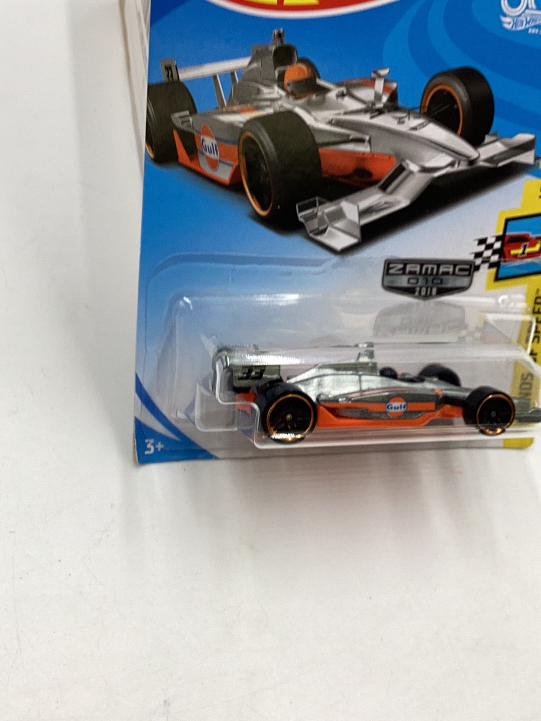 2018 Hot wheels Zamac #10 Indy 500 Oval (Not perfect card)