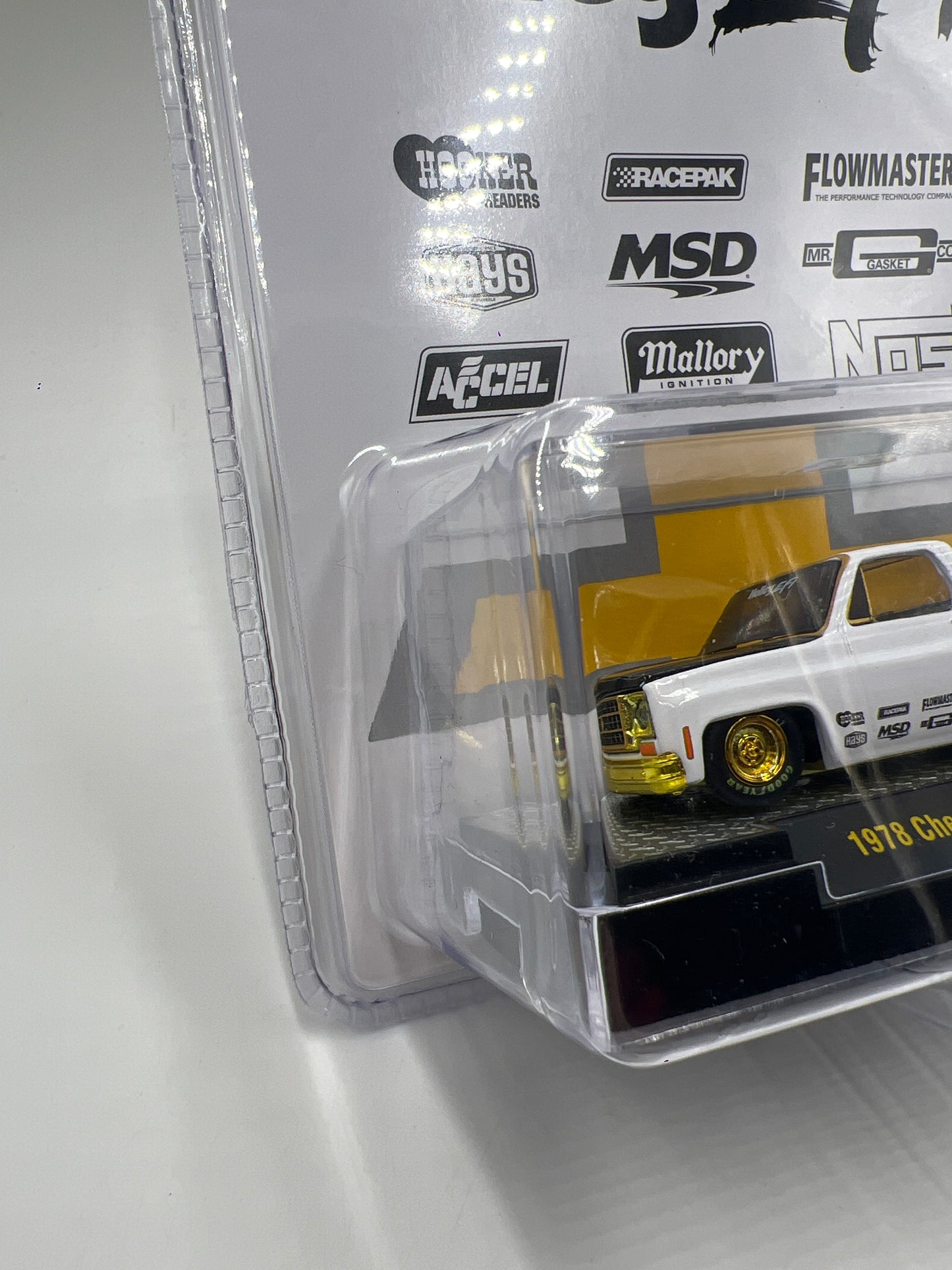 M2 Machines MiJo Exclusives CHASE 1978 Chevrolet Silverado Holley EFI White MJS88