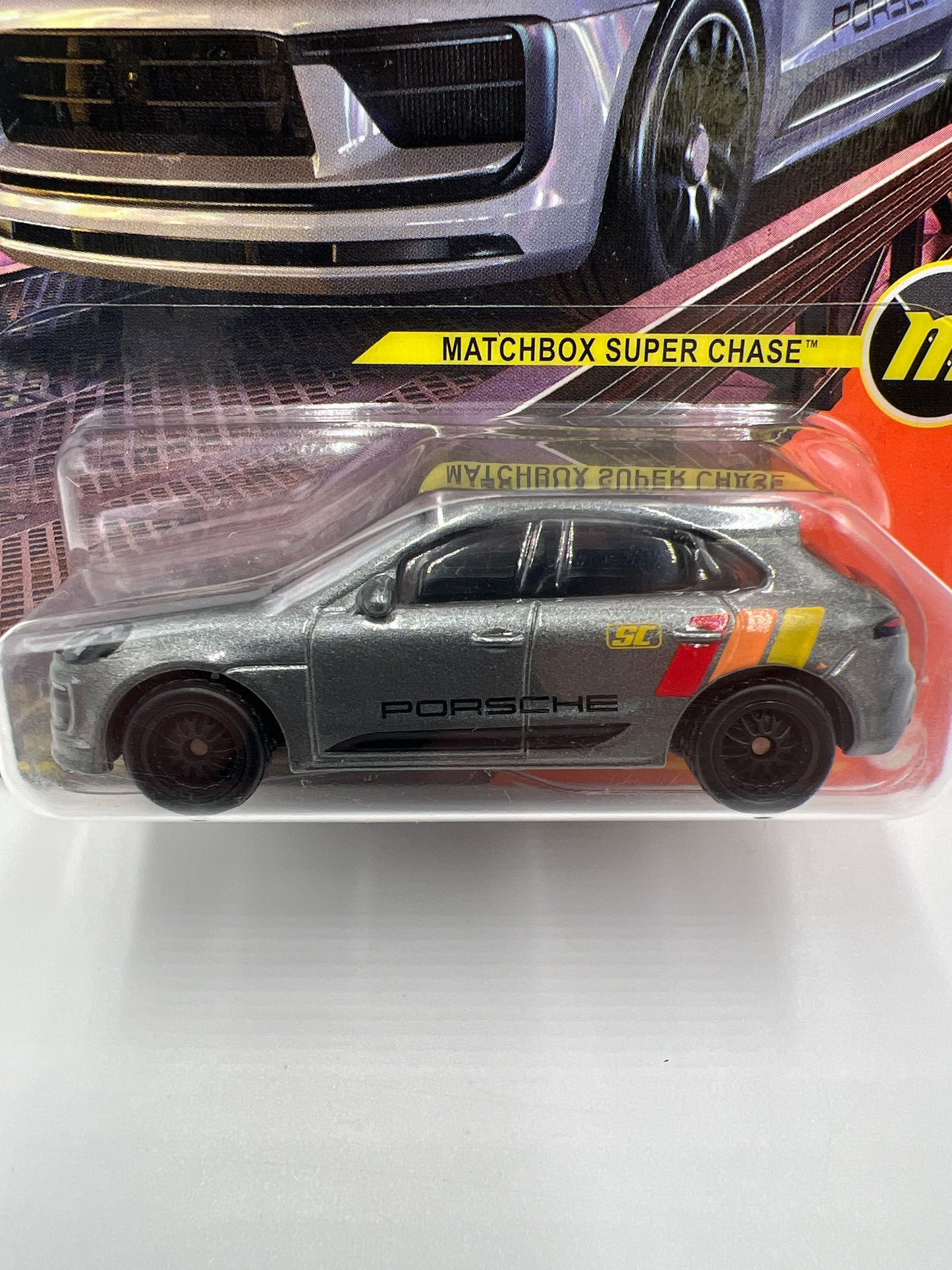 Matchbox Super Chase Porsche Macan S Gray W/Protector