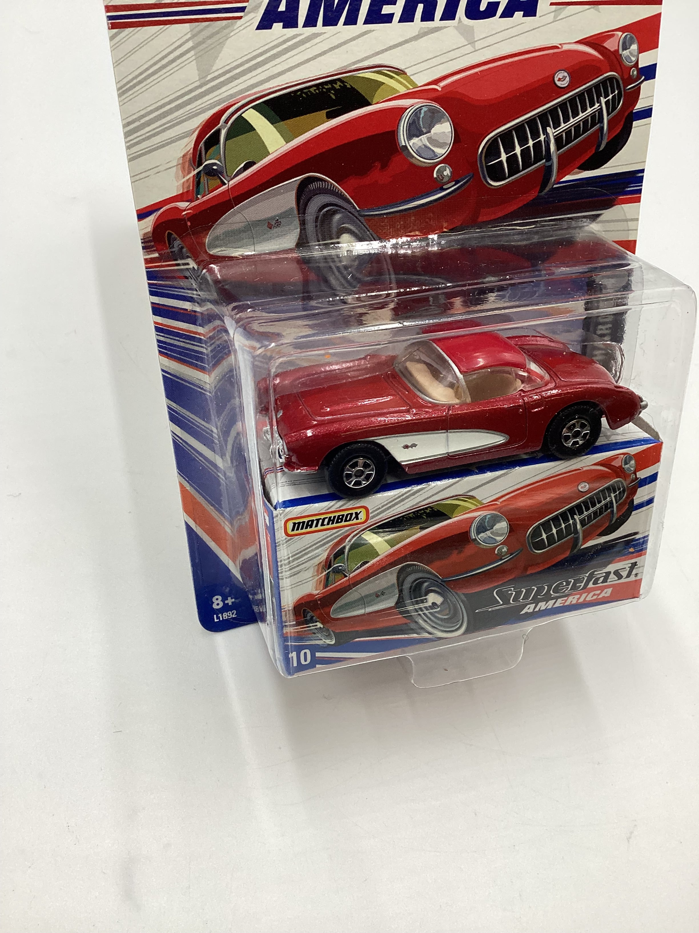 MATCHBOX 1/43 Corvette 1957 ミニカー Matchbox Superfast America #10 1957 Corvette Hardtop Red 170H