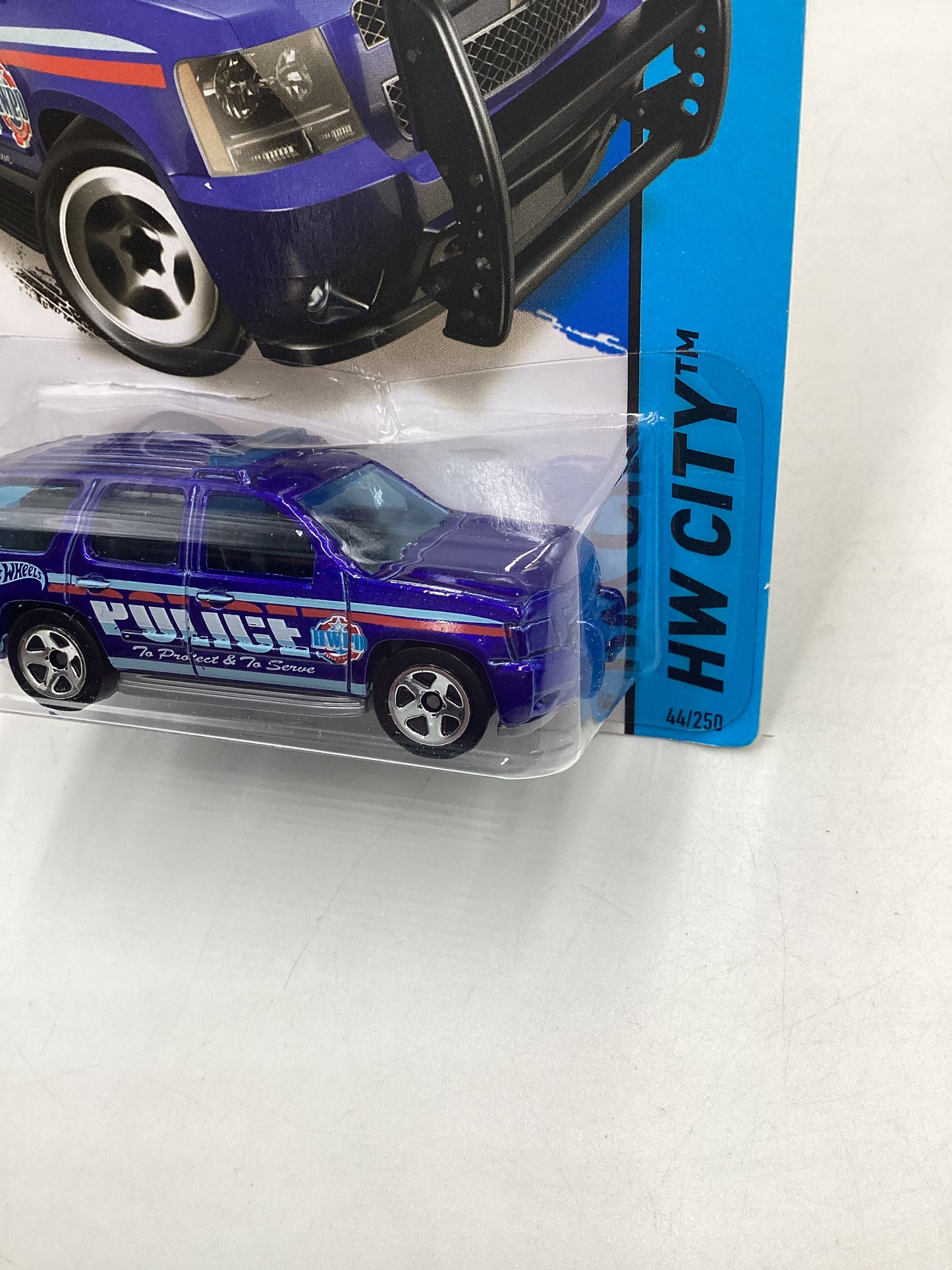 2014 HW City #44 Chevy Tahoe Blue 8H