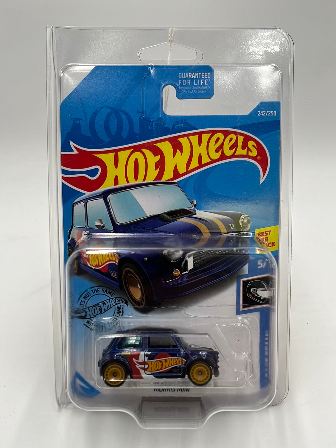 Hot Wheels 2019 Super Treasure Hunt Morris Mini #242 w/protector