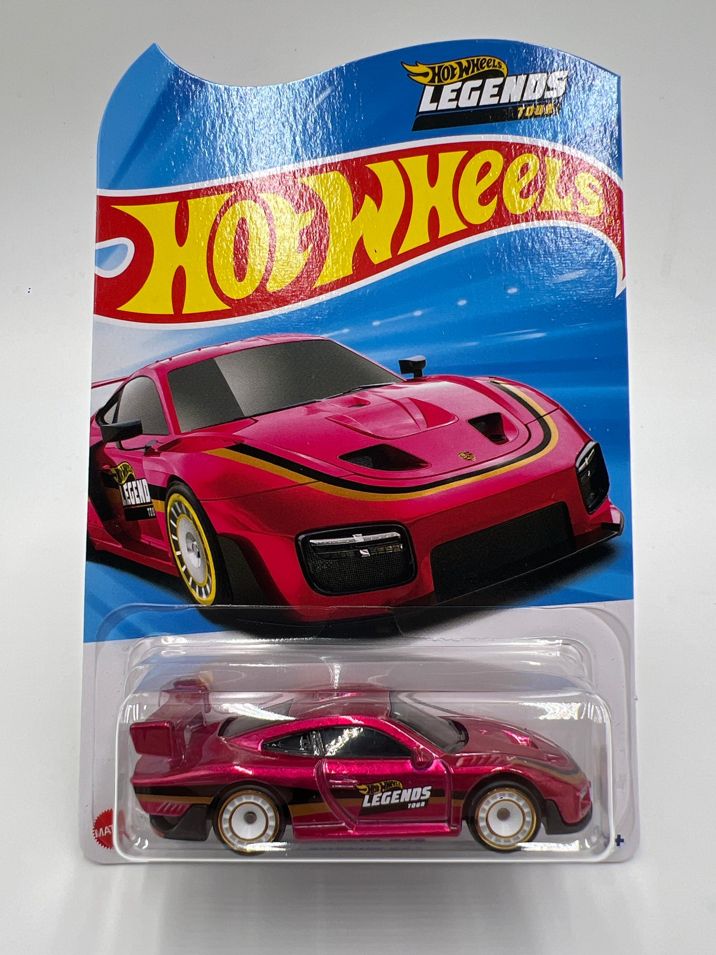 2025 Hot Wheels Legends Tour Porsche 935 Pink W/Protector
