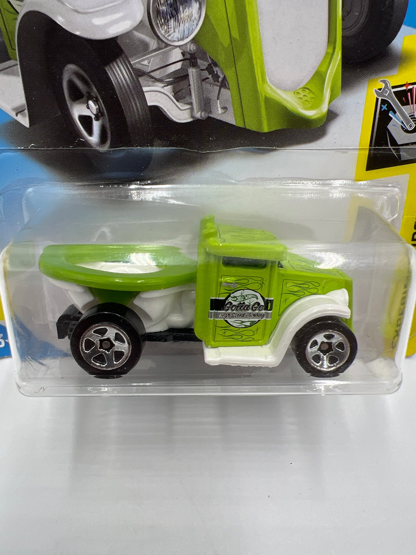 2018 Hot Wheels Experimotors Kroger Exclusive Gotta Go Green Bad Card 238H