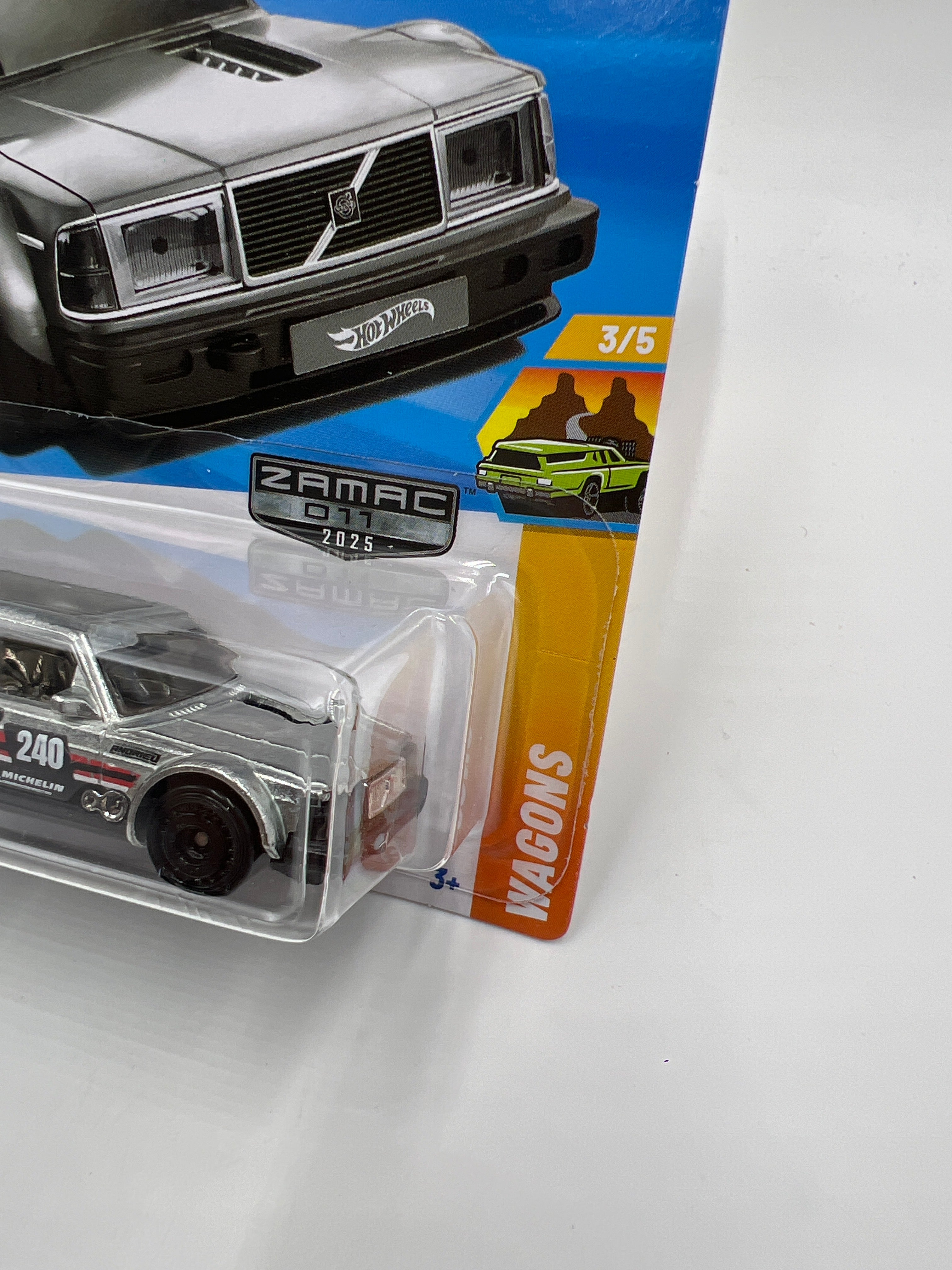 2025 Hot Wheels Q Case Wagons Zamac 11 #227 Volvo 240 Drift Wagon
